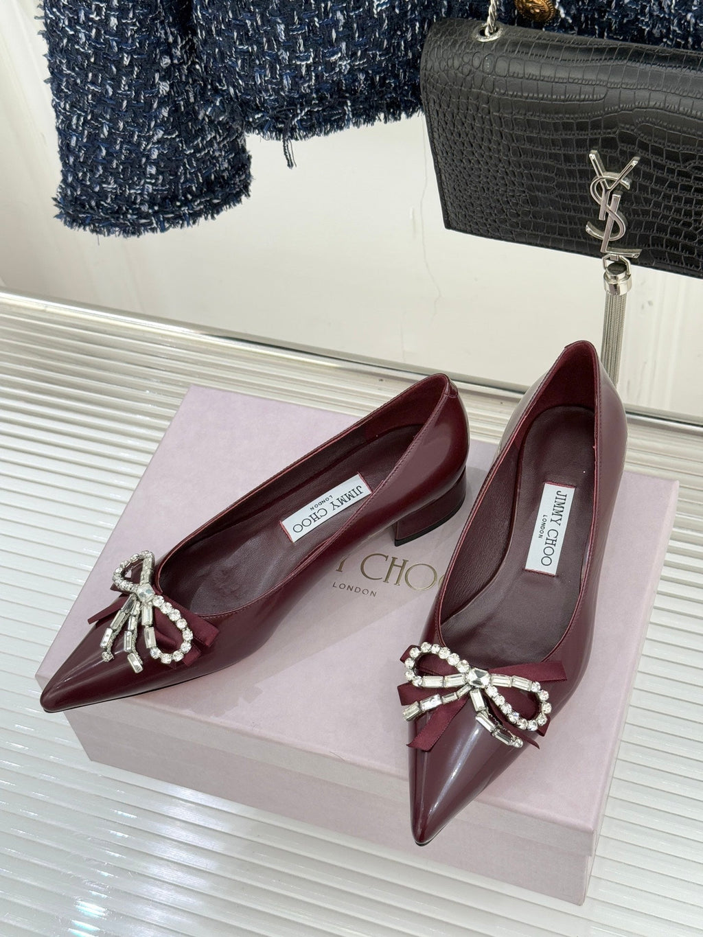 Jimmy Choo 26WF Pointed Toe Rhinestone Bow Chunky Heel Burgundy Sheepskin 573541