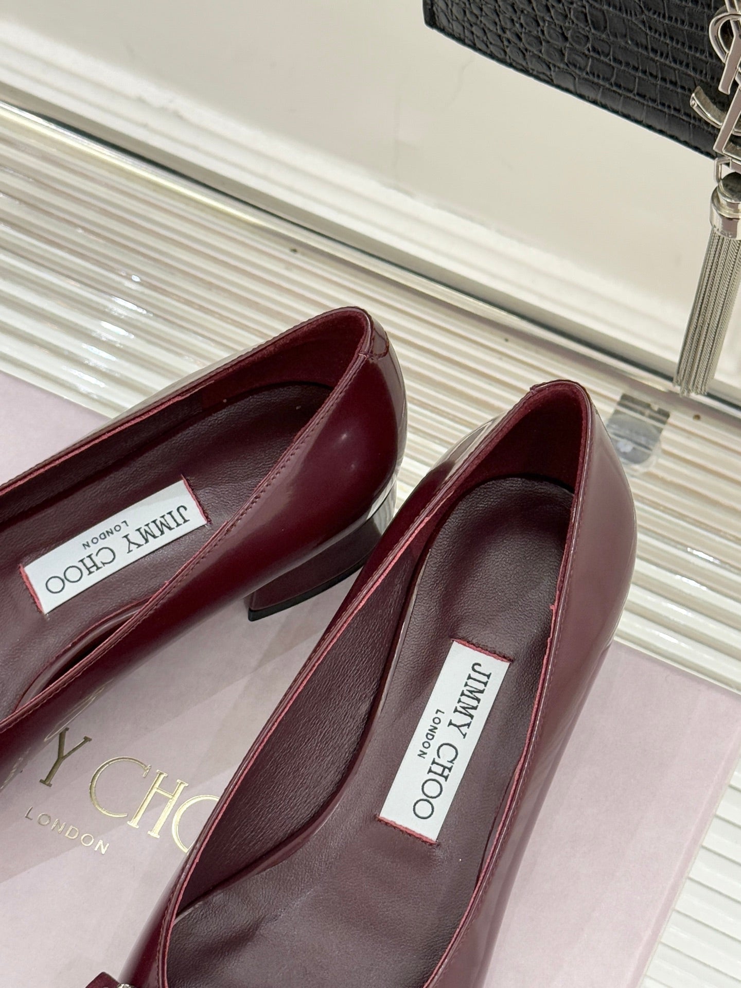 Jimmy Choo 26WF Pointed Toe Rhinestone Bow Chunky Heel Burgundy Sheepskin 573541