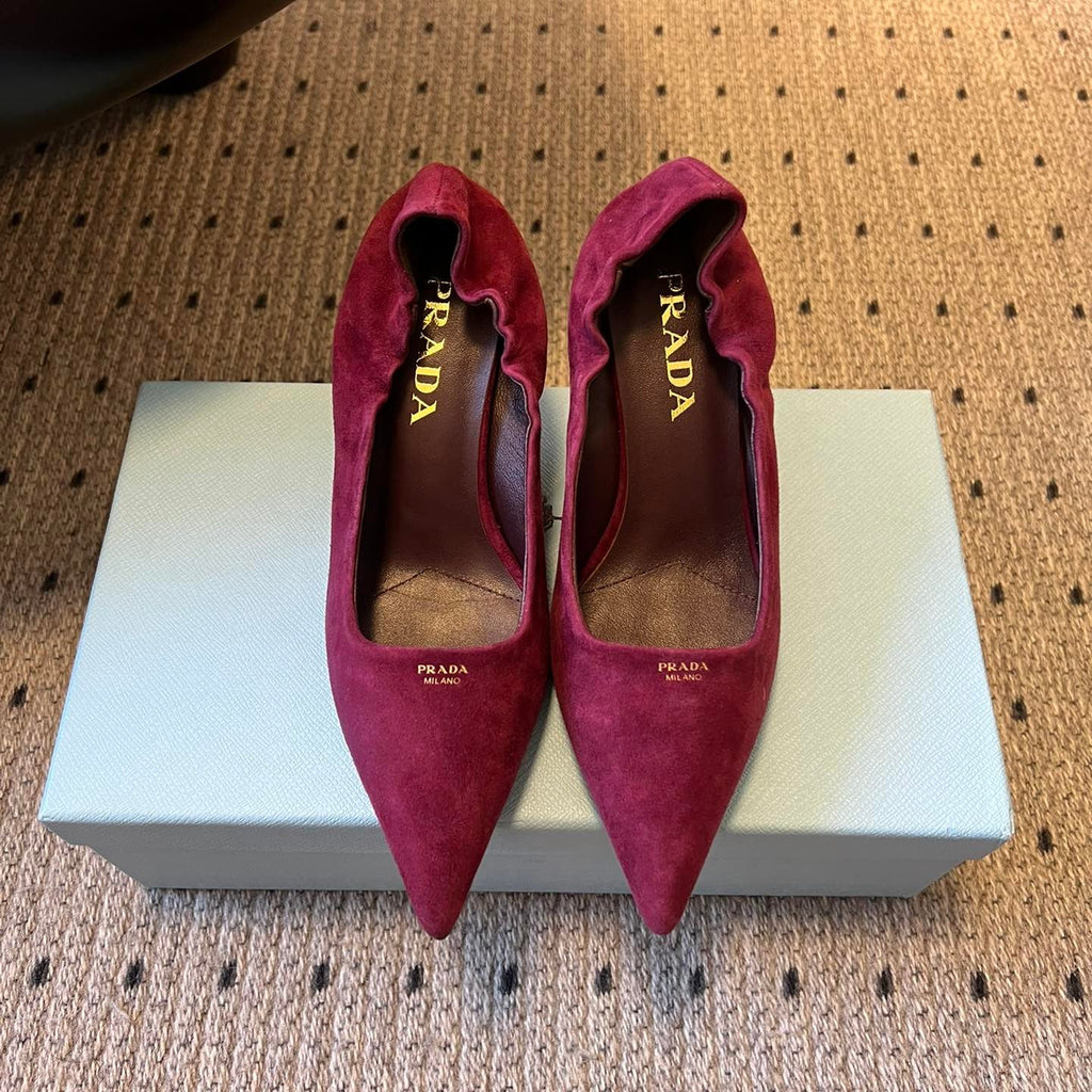 Prada 25ss Burgundy Pointed Toe Low-Cut Heels in Suede 580370