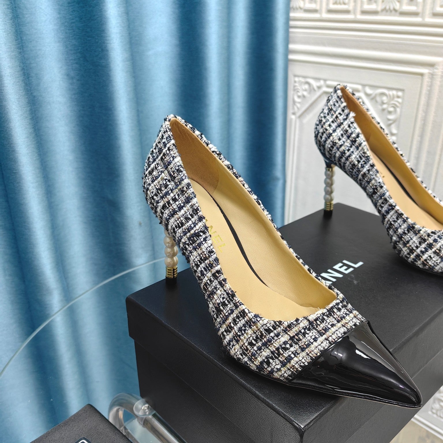 Chanel 26 Pointed Toe 85mm Pearl Black White in Coarse Tweed 712804