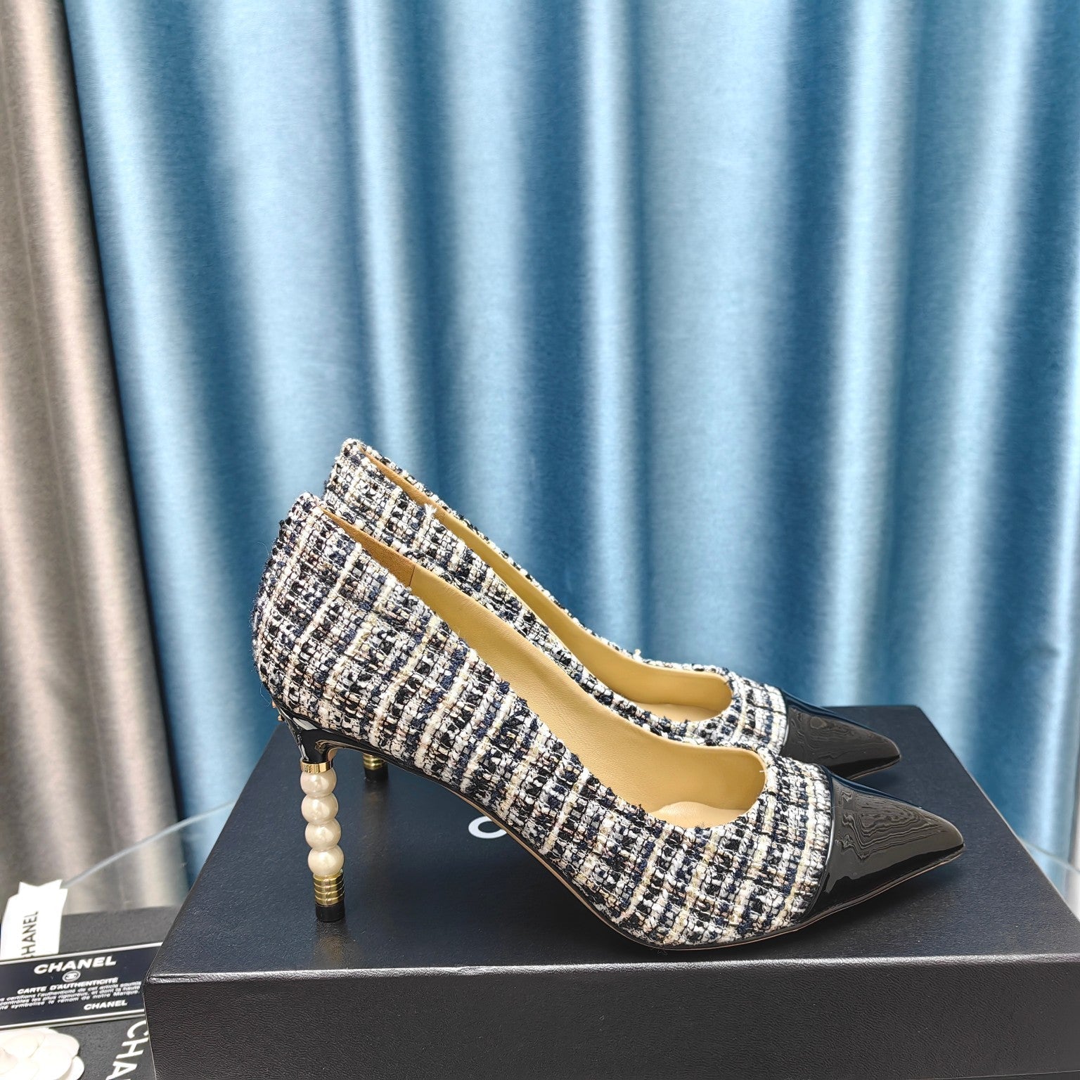 Chanel 26 Pointed Toe 85mm Pearl Black White in Coarse Tweed 712804