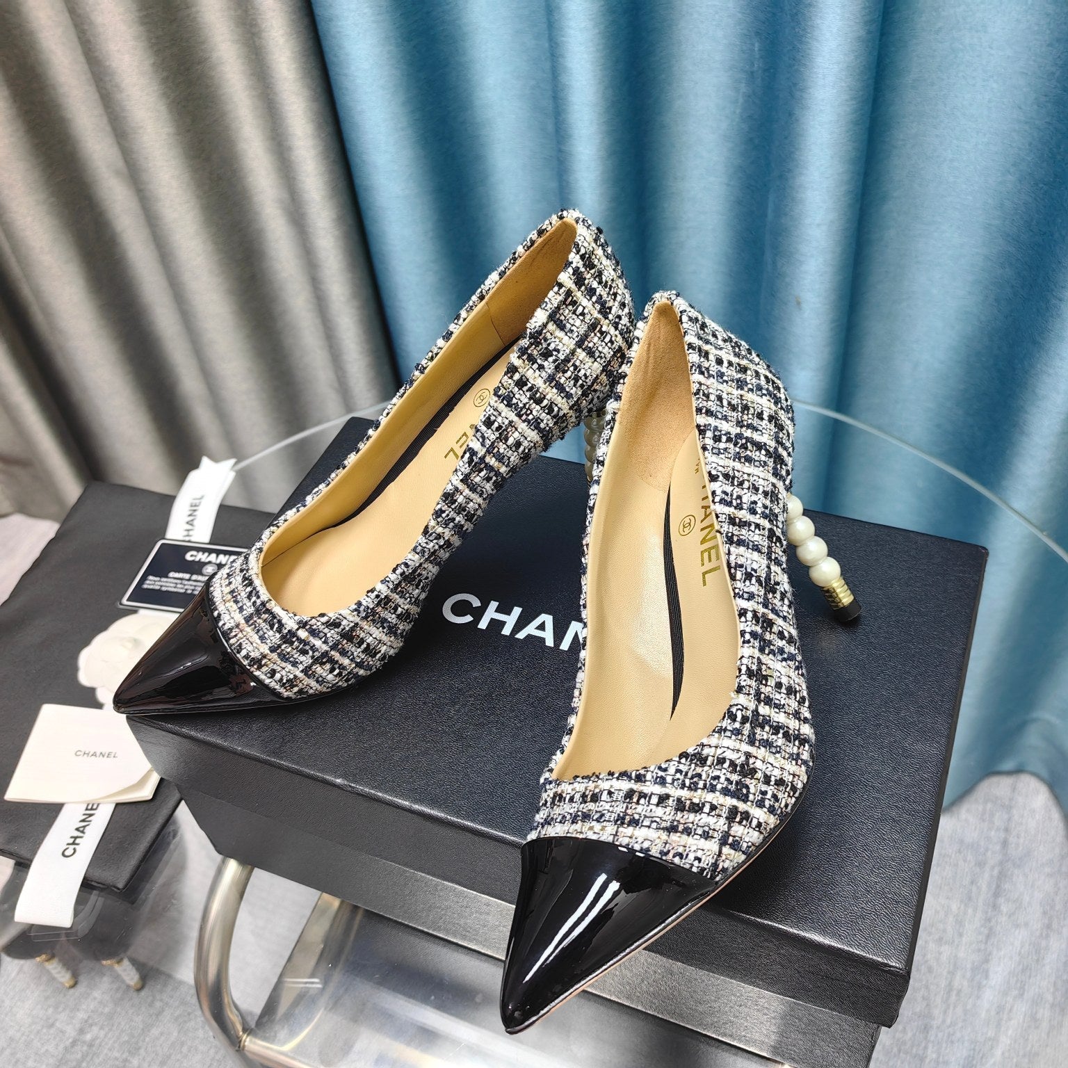 Chanel 26 Pointed Toe 85mm Pearl Black White in Coarse Tweed 712804