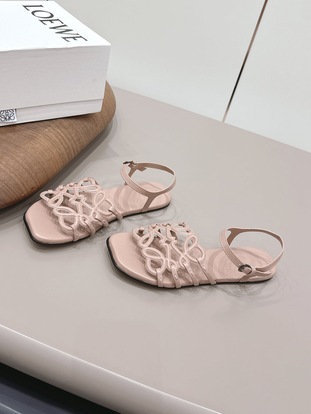 Loewe 26 Sandal Pink in Sheepskin 738808