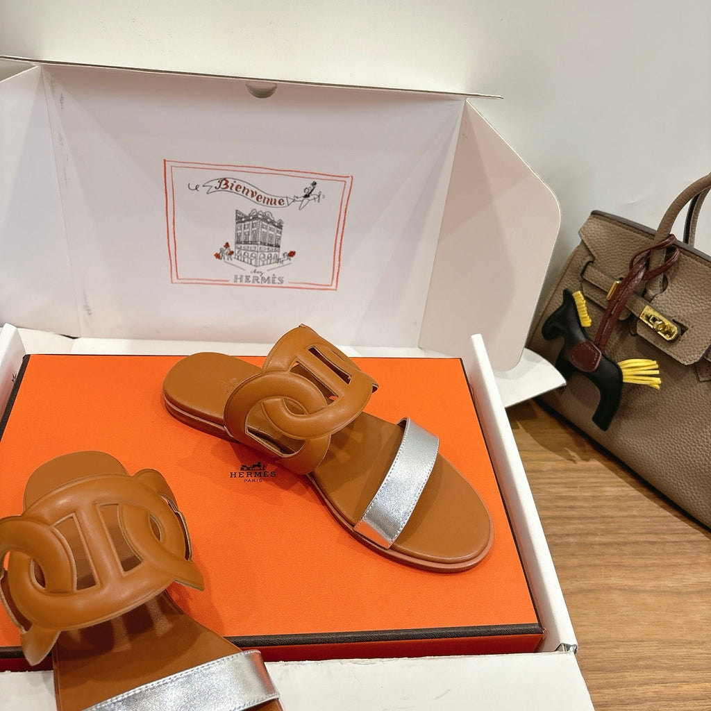 HM  Sandal Brown Silver in Calfskin 743976