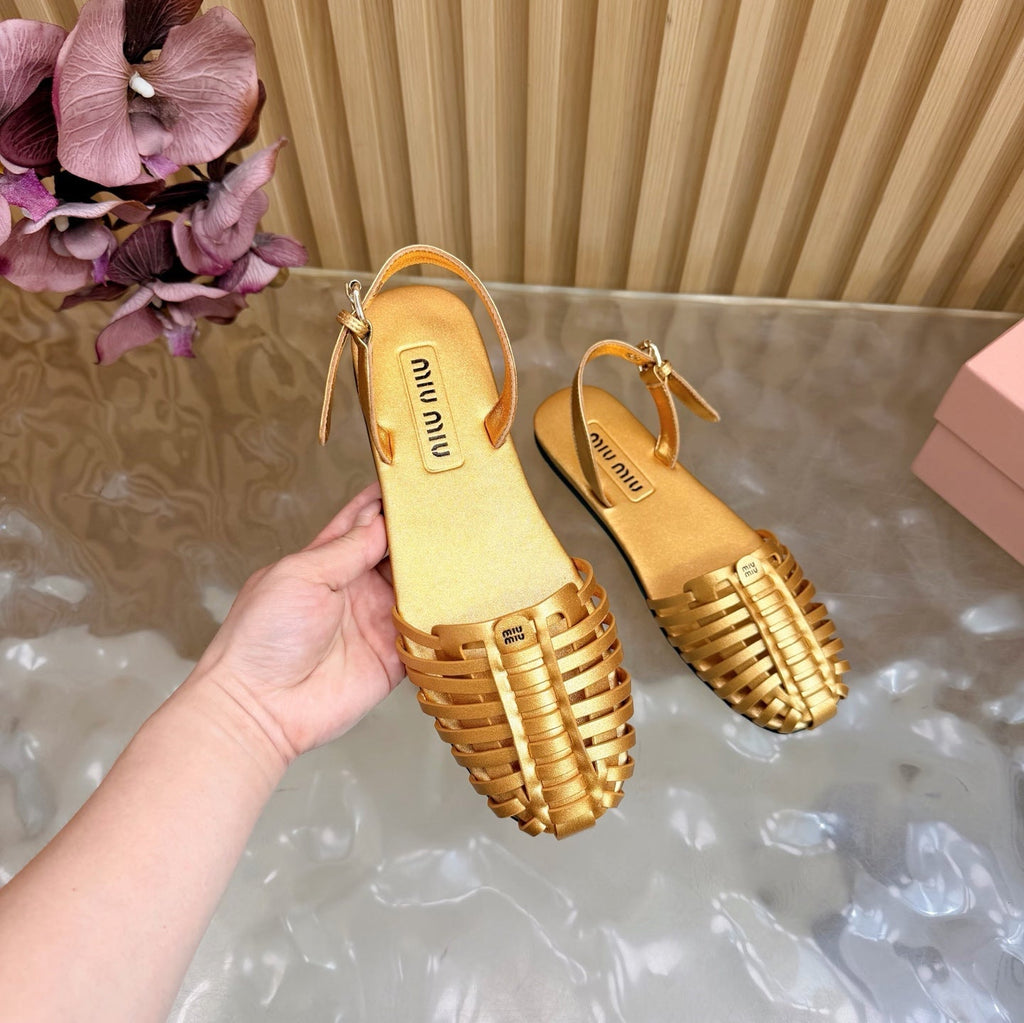 Miu Fisherman Sandal Gold in Cowhide 749062
