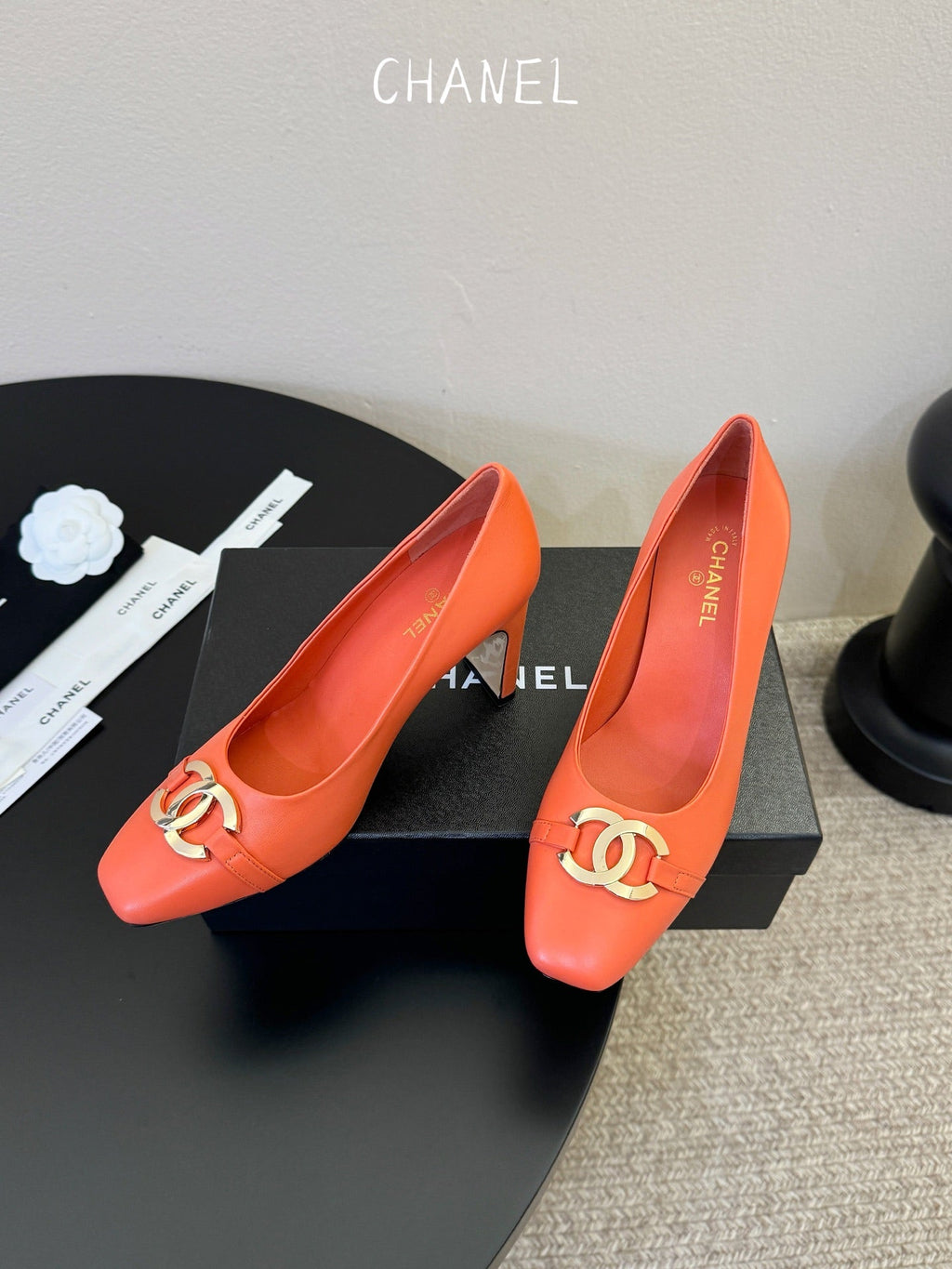 CC 26ss Logo Square-Toe Pumps Light Orange Lambskin 835686