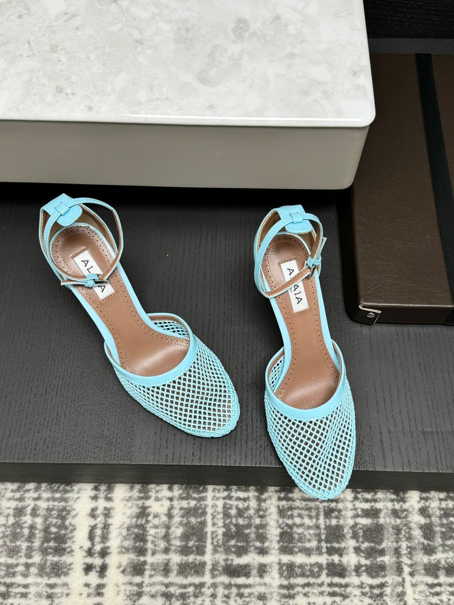 Alai Mesh Pumps 10.5cm Blue Mesh & Patent Leather