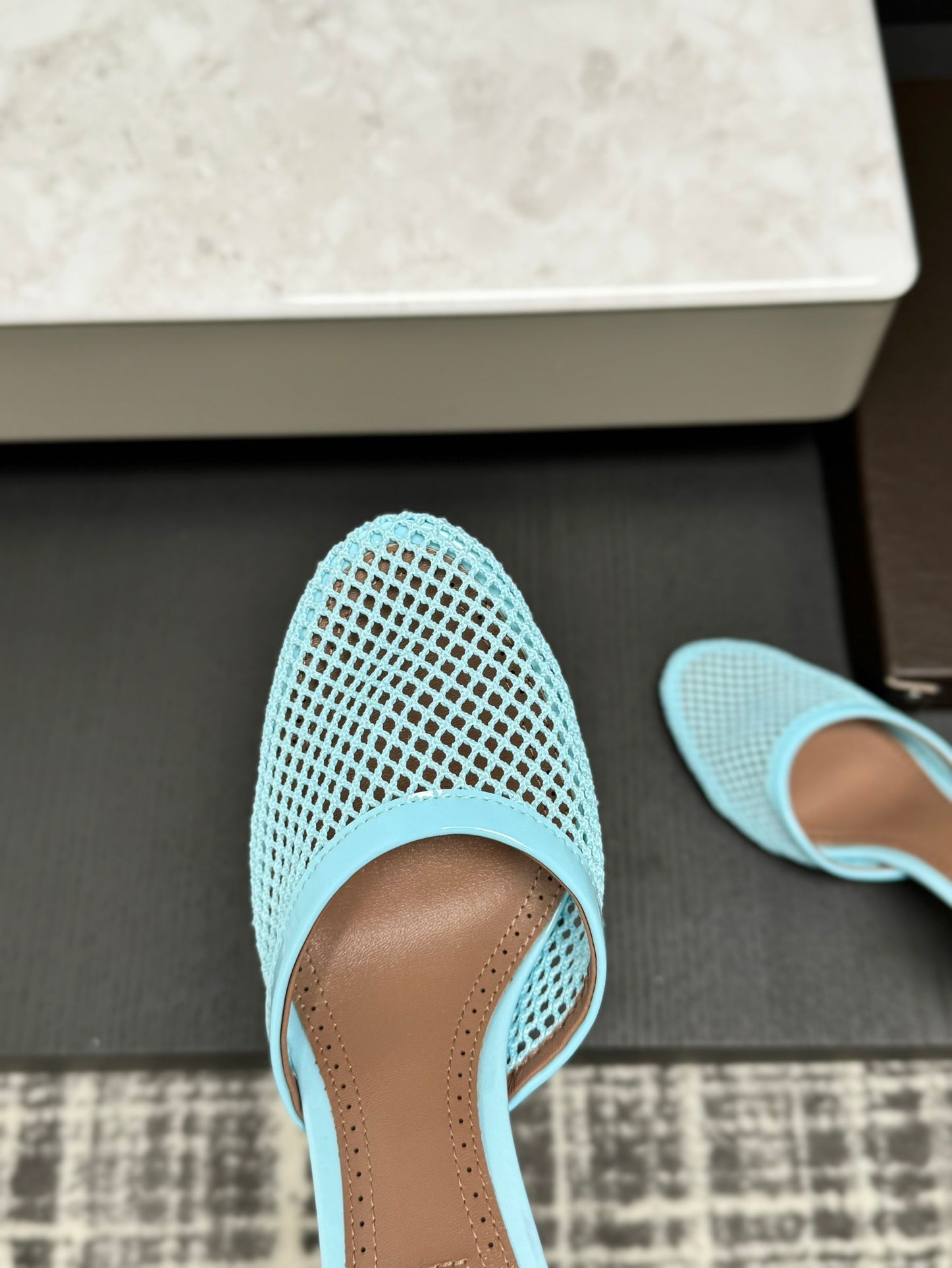 Alai Mesh Pumps 10.5cm Blue Mesh & Patent Leather