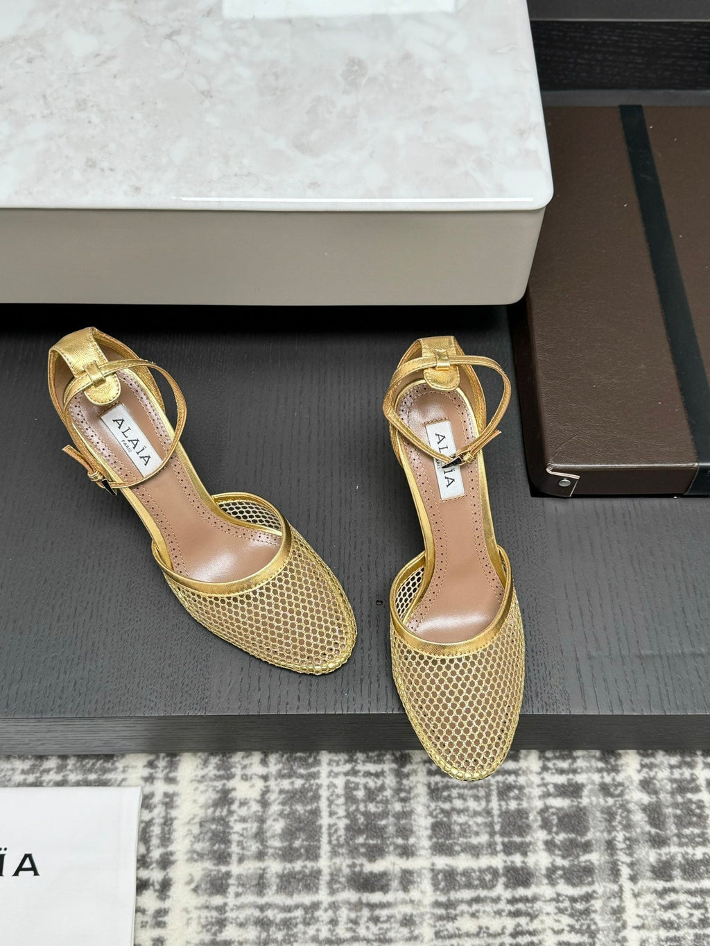 Alai Mesh Pumps 10.5cm Gold Mesh & Patent Leather
