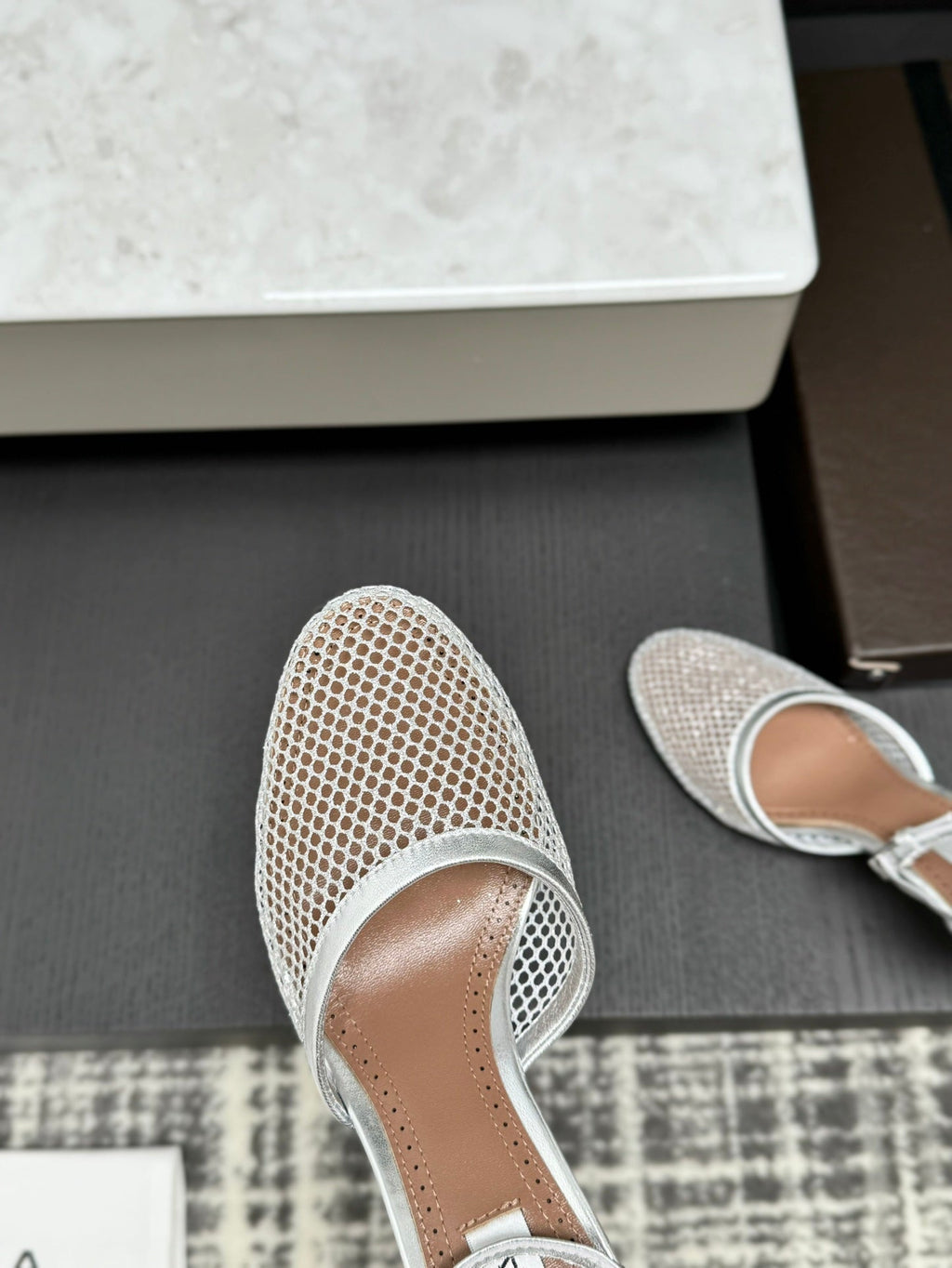 Alai Mesh Pumps 10.5cm Silver Mesh & Patent Leather