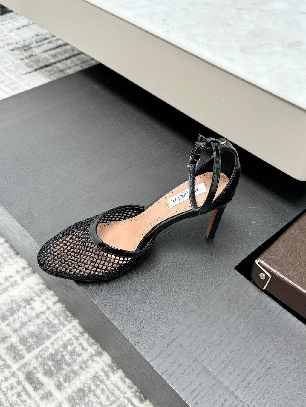 Alai Mesh Pumps 10.5cm Black Mesh & Patent Leather