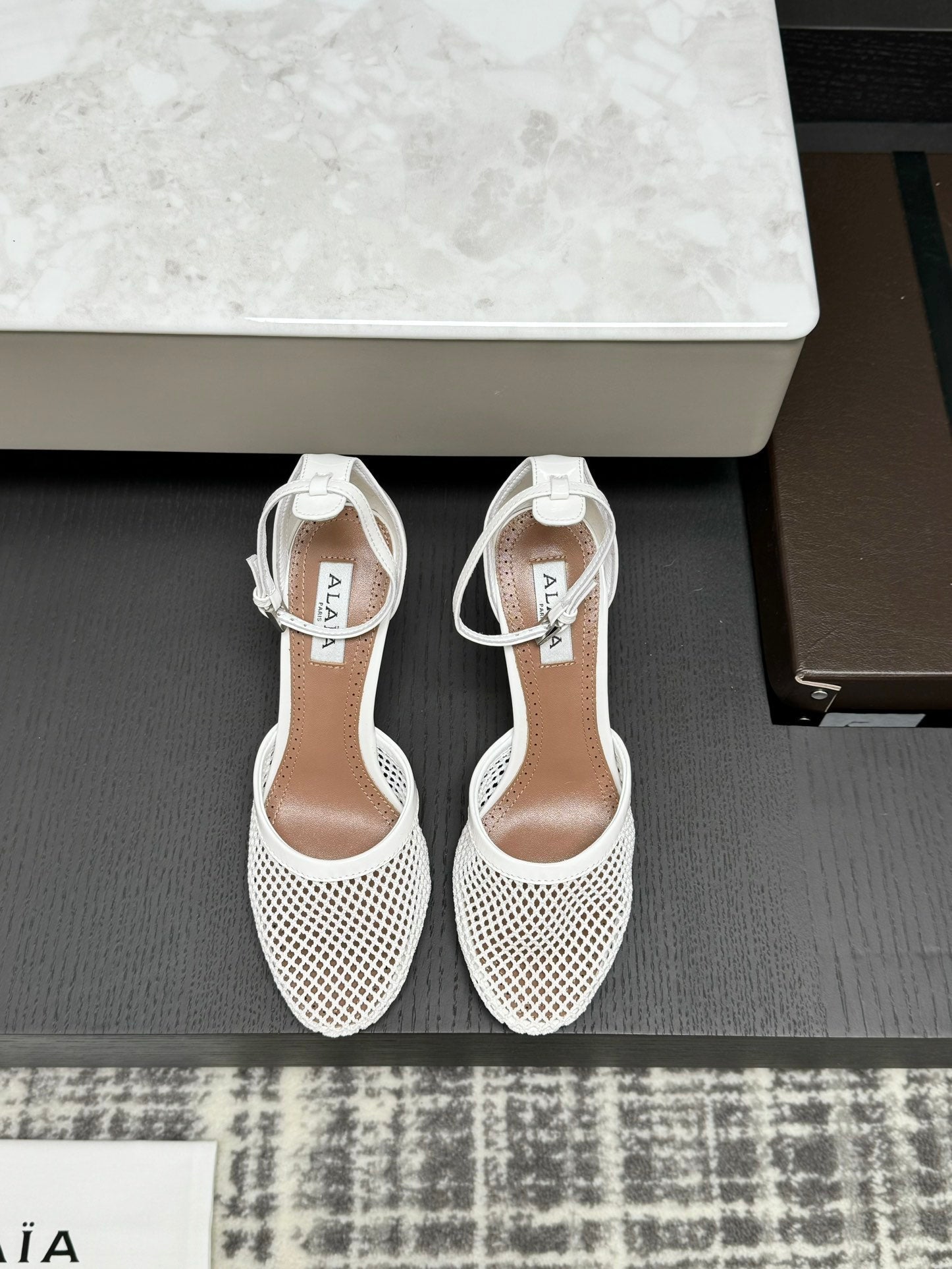 Alai Mesh Pumps 10.5cm White Mesh & Patent Leather