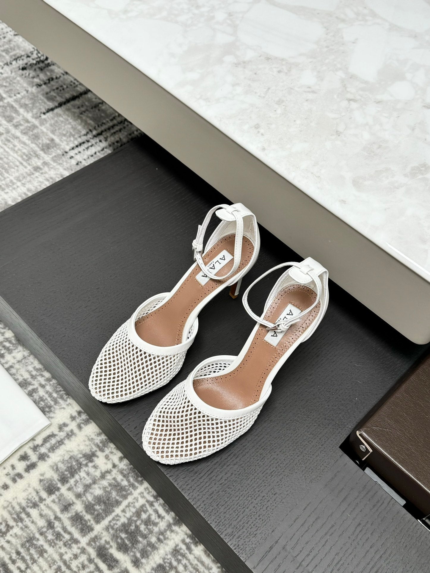 Alai Mesh Pumps 10.5cm White Mesh & Patent Leather