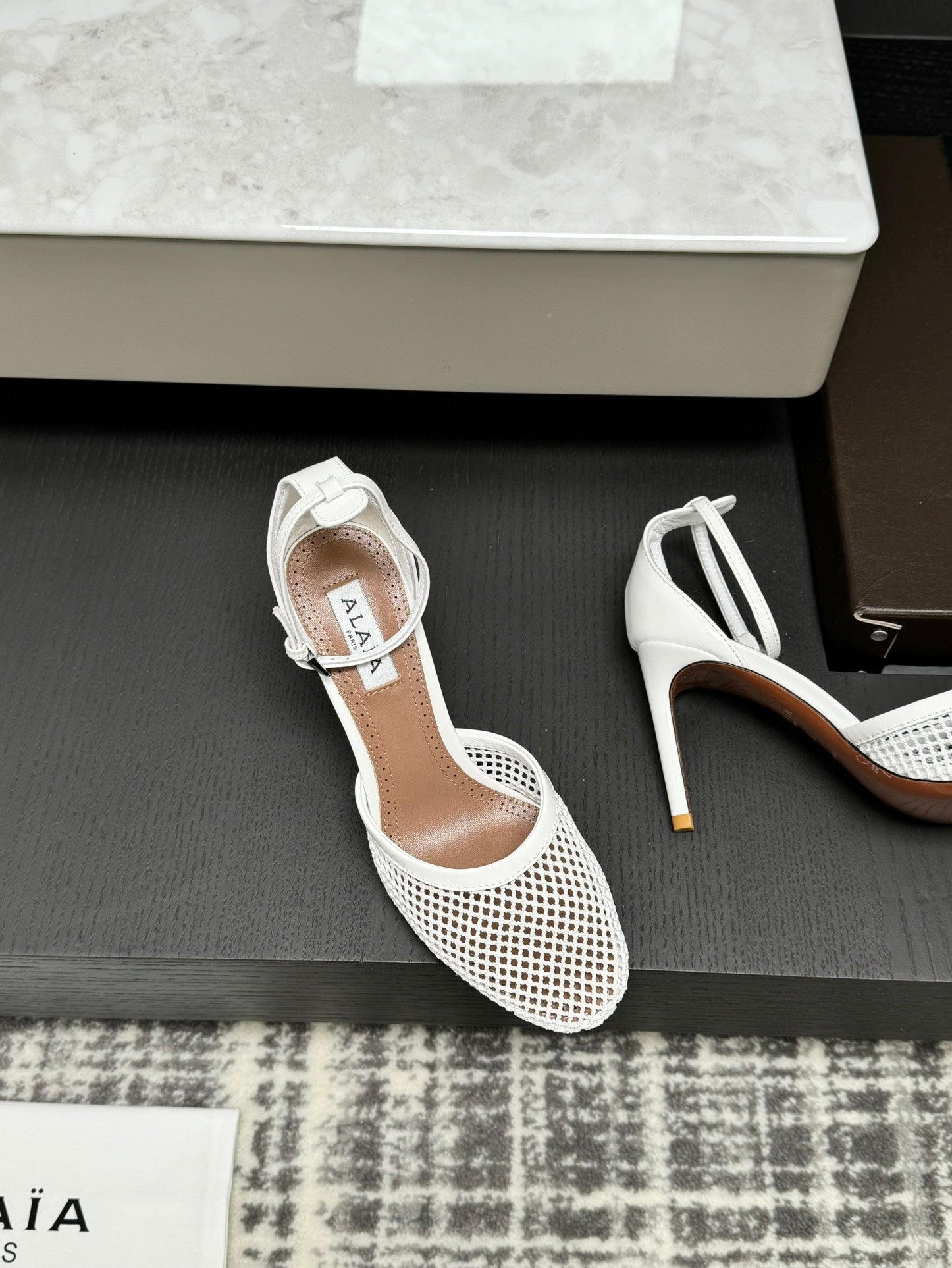 Alai Mesh Pumps 10.5cm White Mesh & Patent Leather
