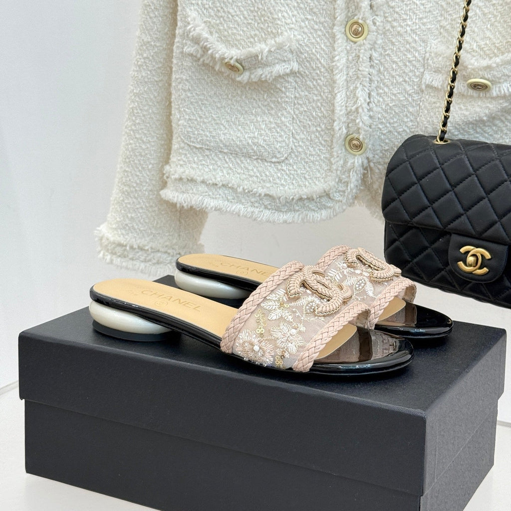 CC Pearl Heel Beaded Embroidered Slides Beige Lambskin 904676