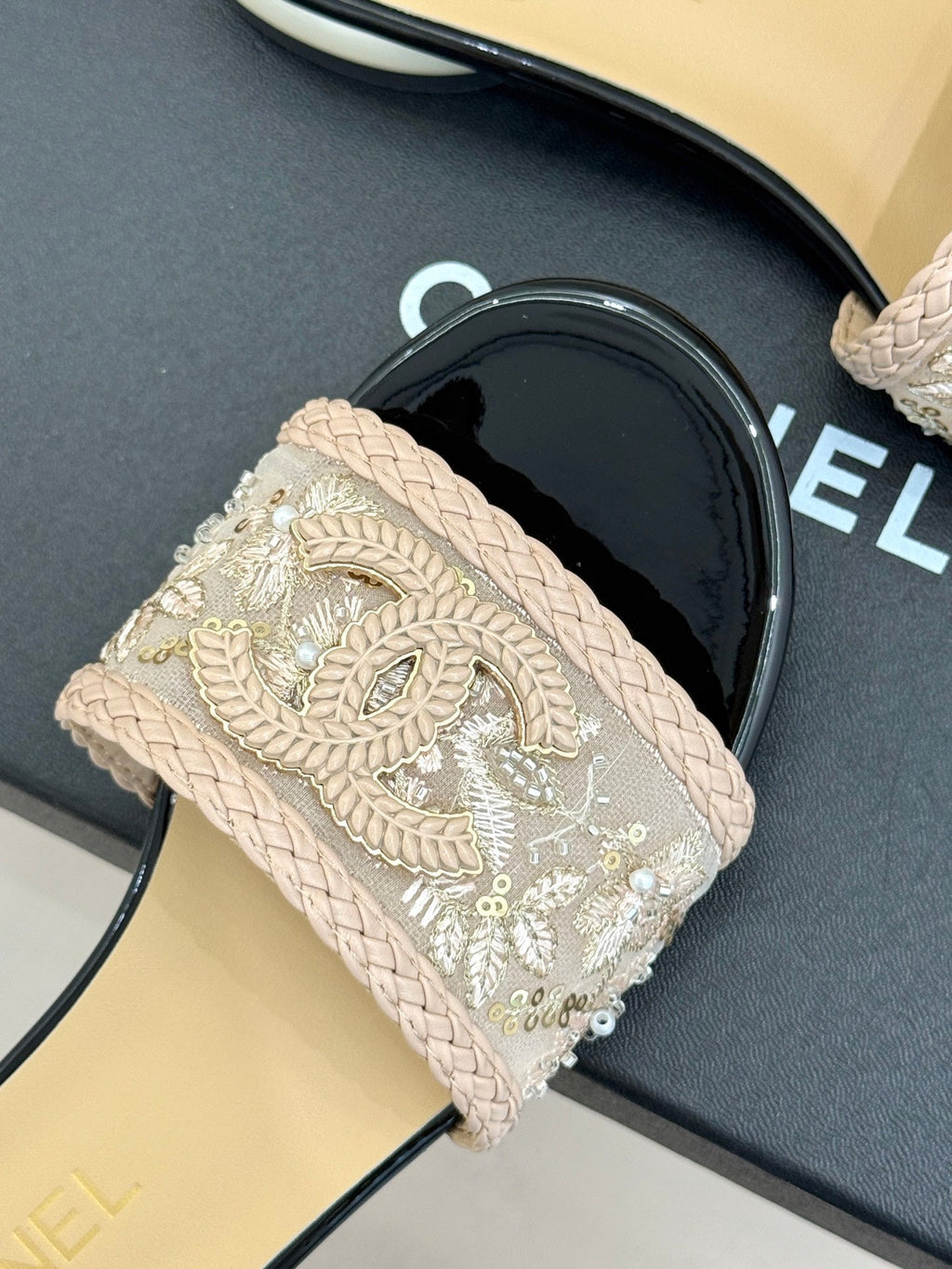 CC Pearl Heel Beaded Embroidered Slides Beige Lambskin 904676