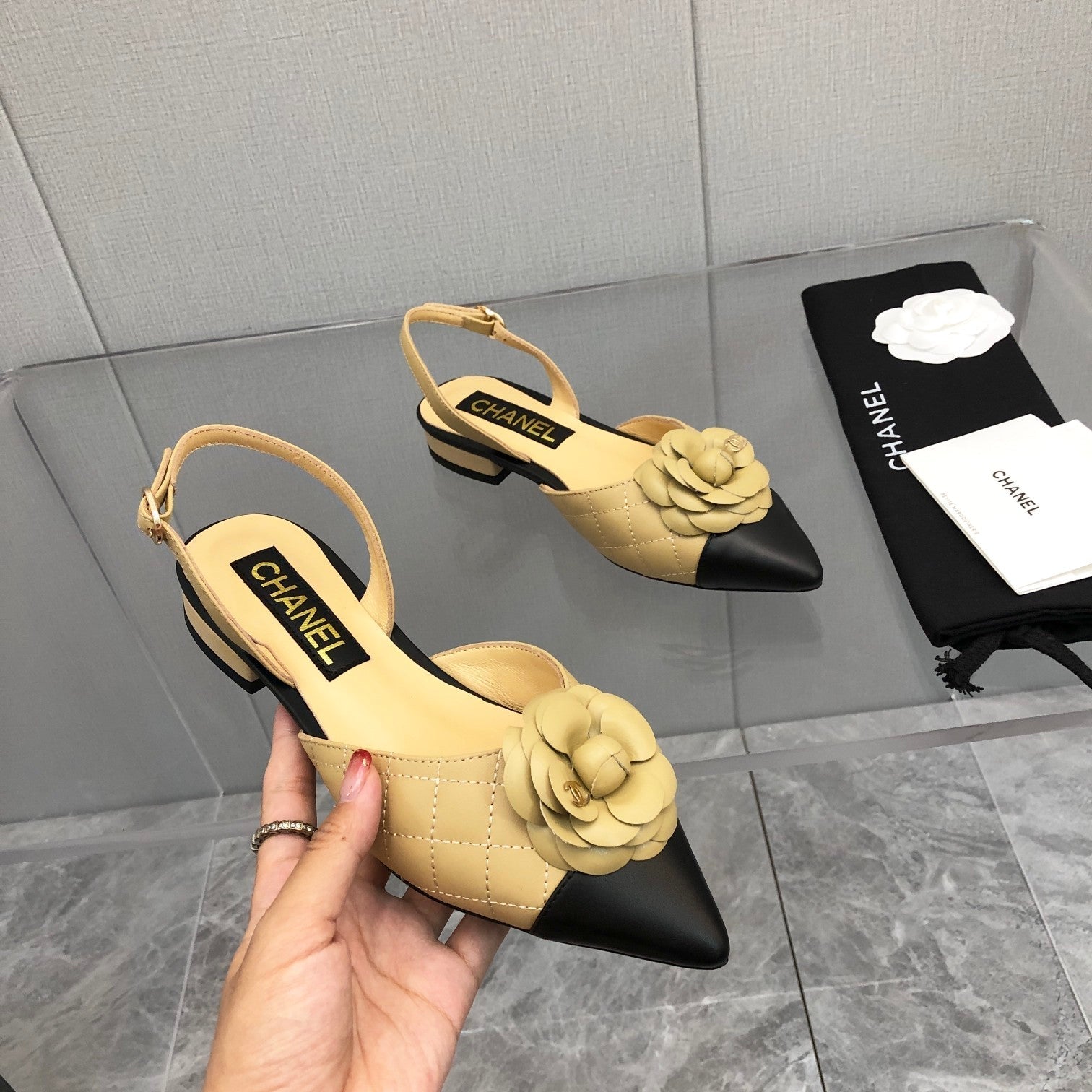 CC 25C 2CM Slingback Flats Buff Yellow Leather 213239