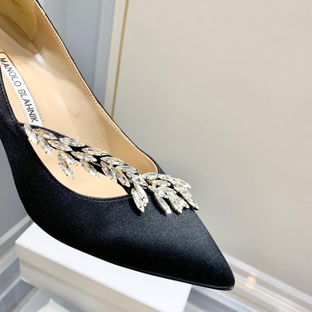 Manolo Women's Nadira Pumps 70 Black Satin