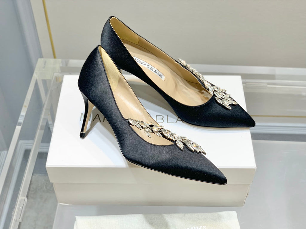 Manolo Women's Nadira Pumps 70 Black Satin