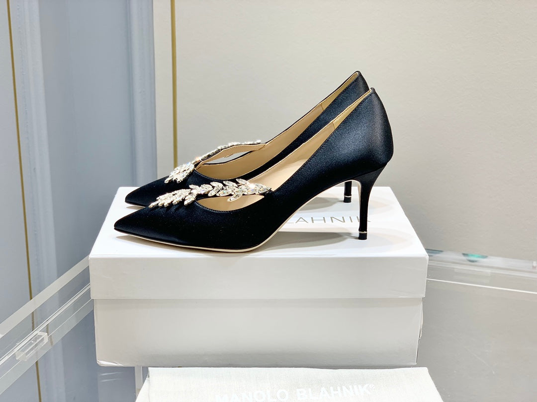 Manolo Women's Nadira Pumps 70 Black Satin