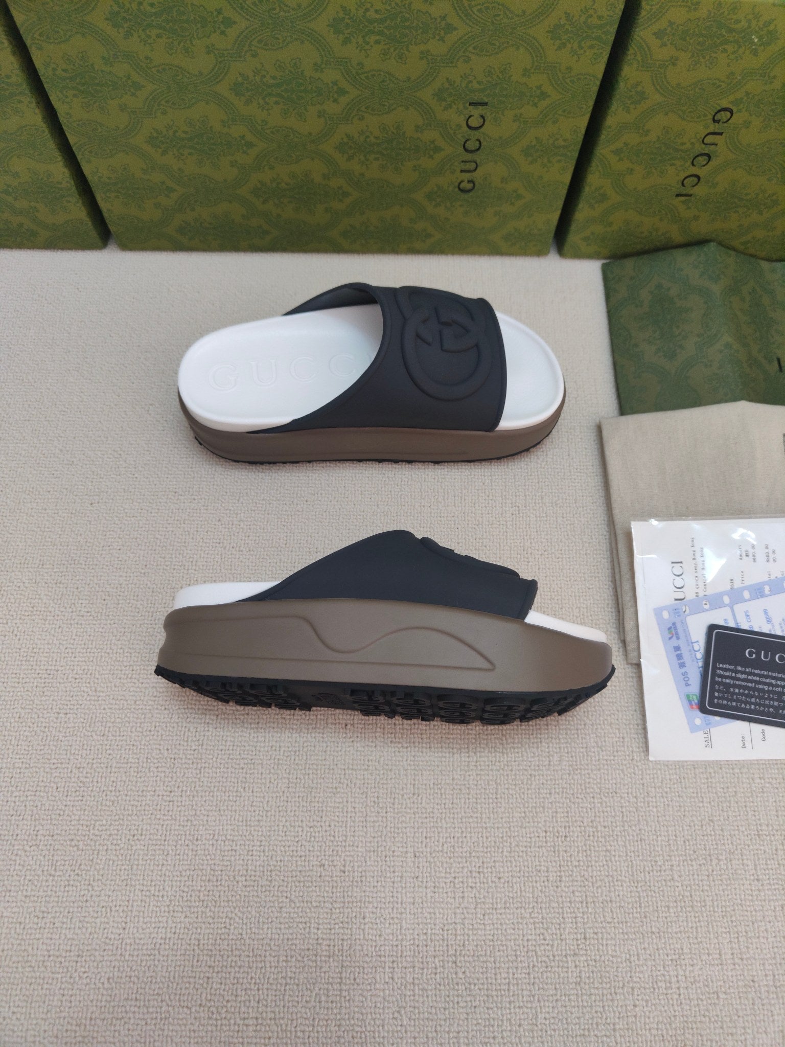 GG Lide Sandal With Interlocking Black Rubber 788131