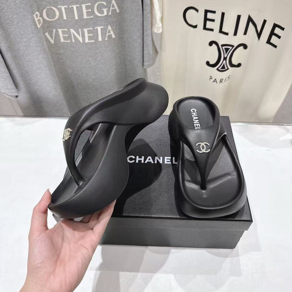 CC Platform Thong Sandal In Black TPU