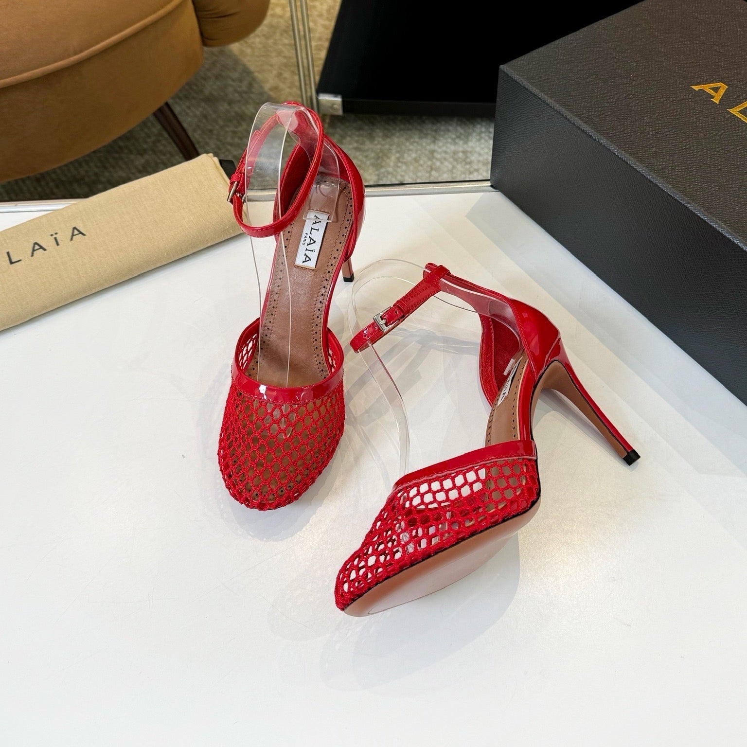 Alai Mesh Pumps 10.5cm Red Mesh & Patent Leather