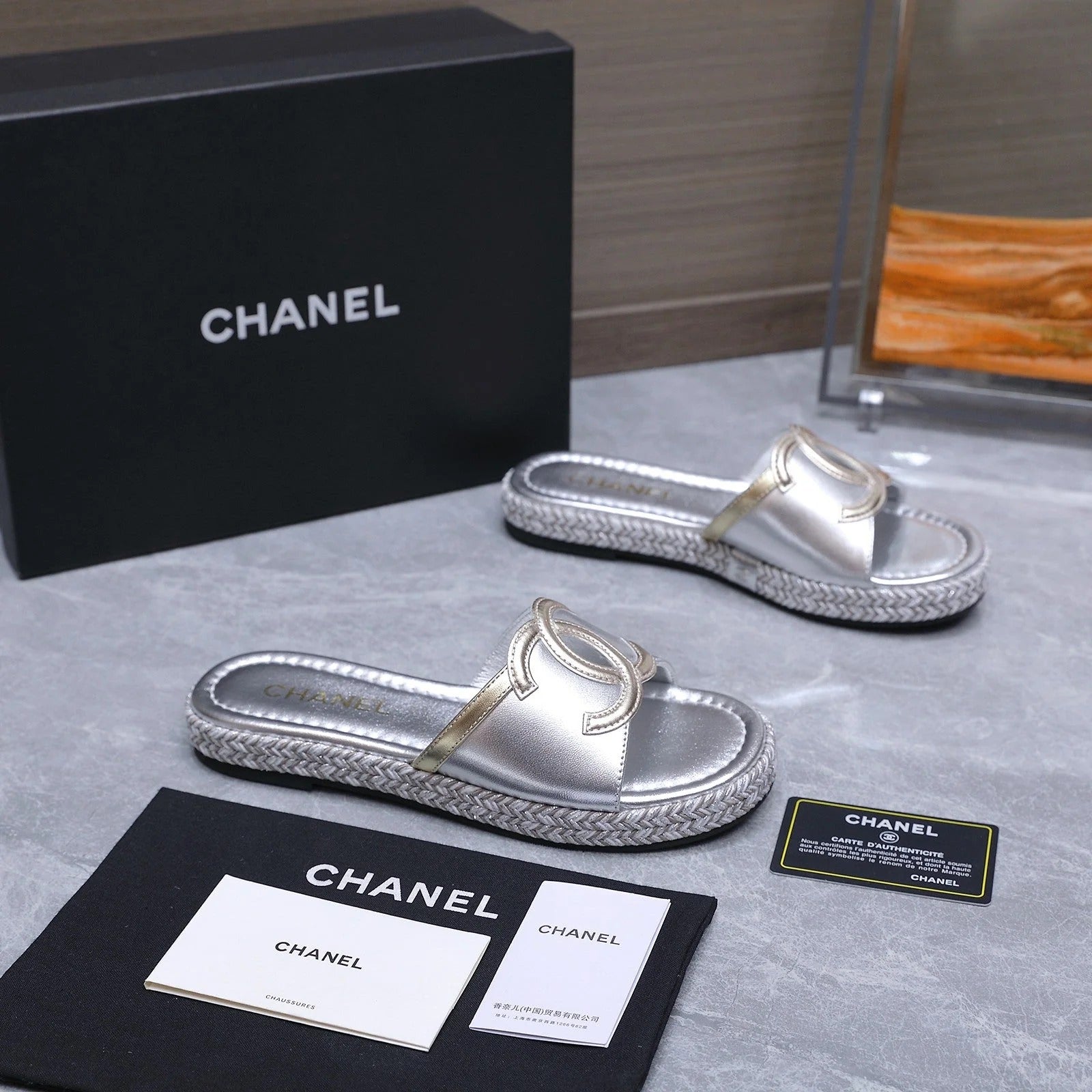 CC 2026 Slippers Silver Sheepskin 758398