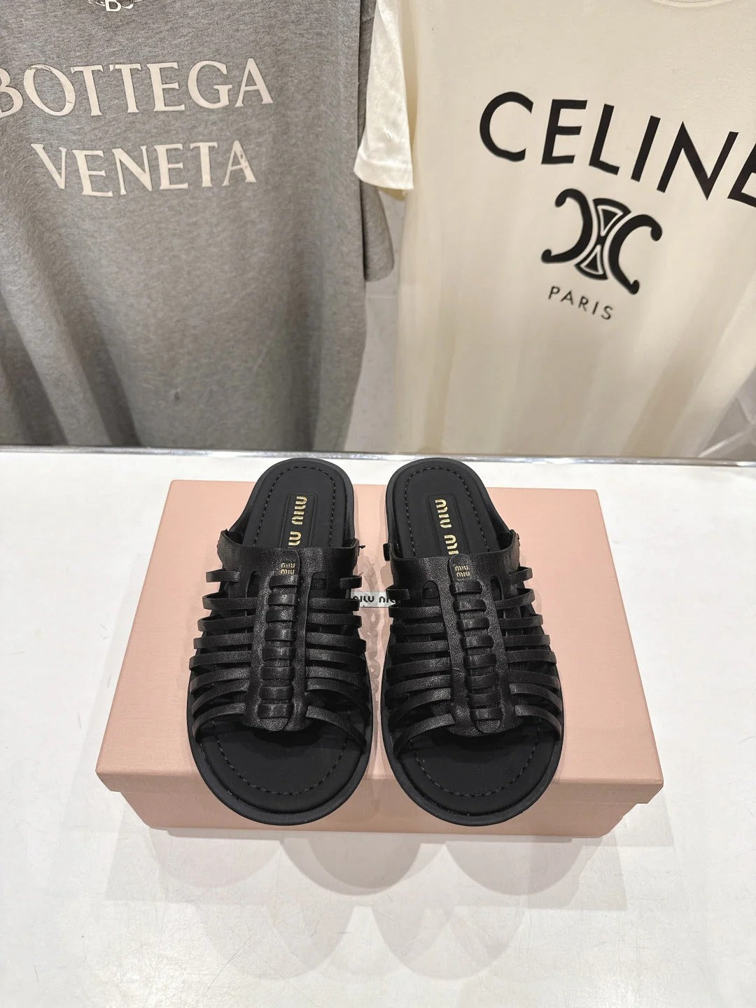 Miumiu 26ss Flat Slippers Woven Calfskin 713096