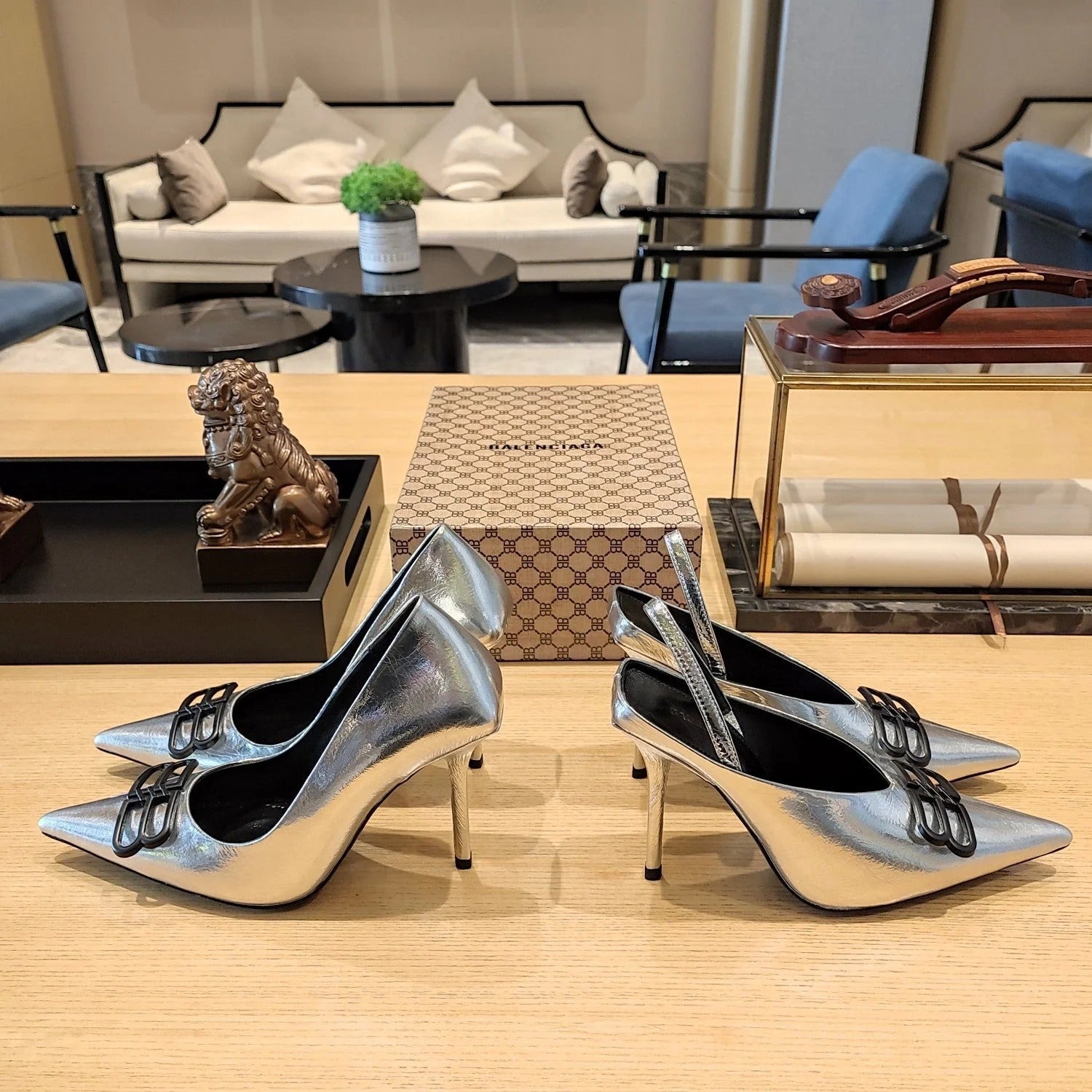 Balenciaga 26s High Heel Pump 100 Silver Patent Leather