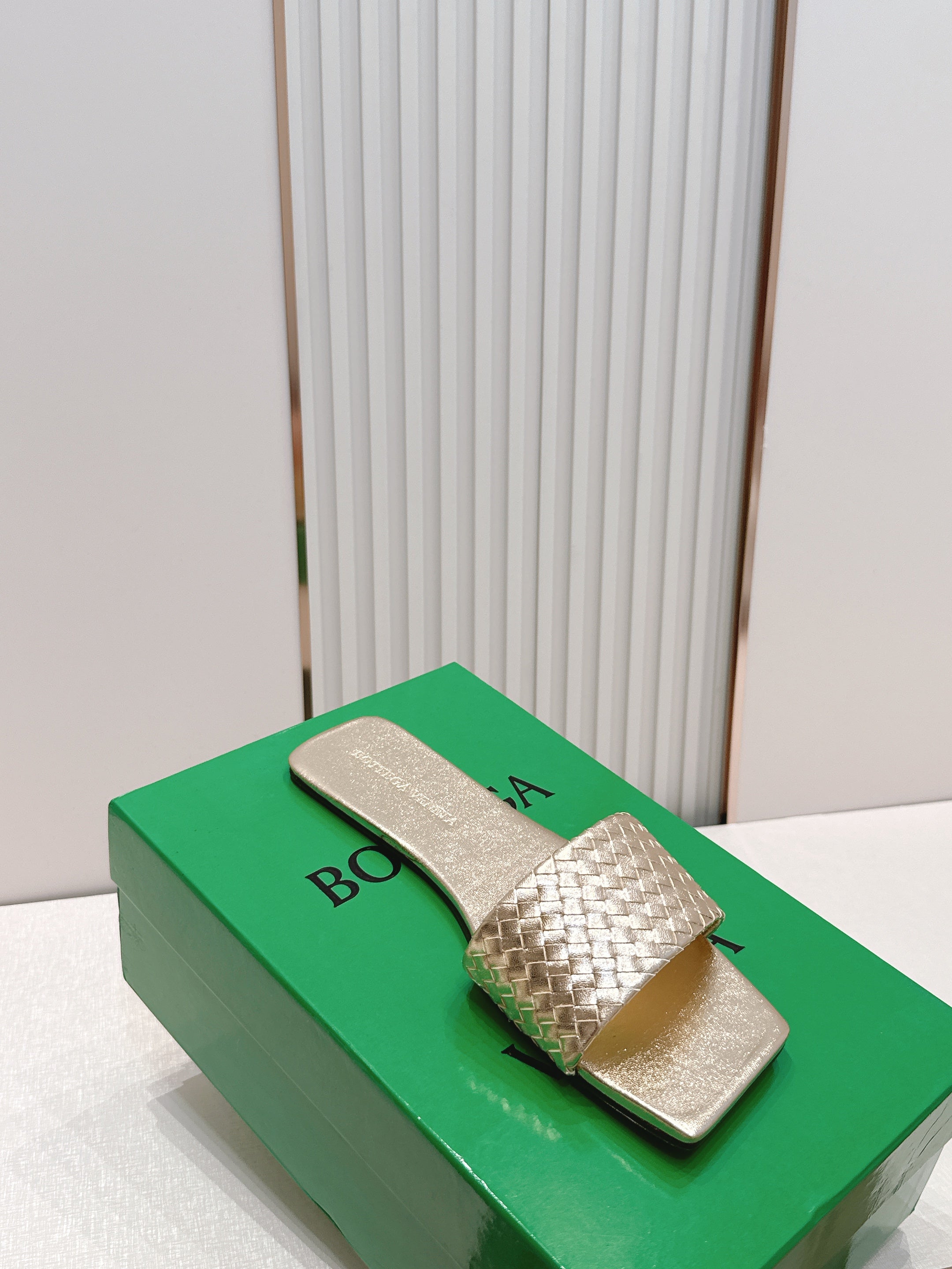 BV Parco Slide Gold Intrecciato Woven Leather 7980445