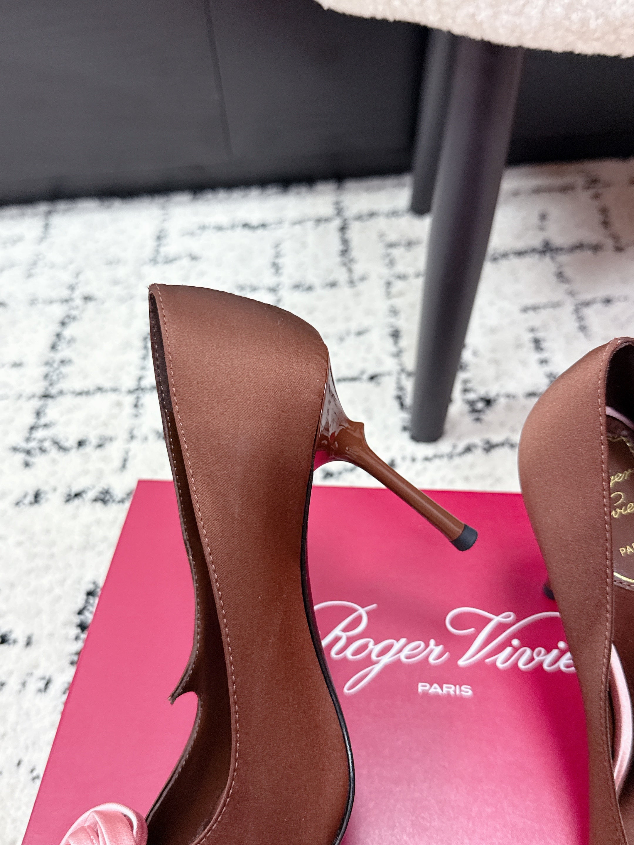 RV Rose Vivier Flower Pumps 10cm Pink Brown Satin 617292