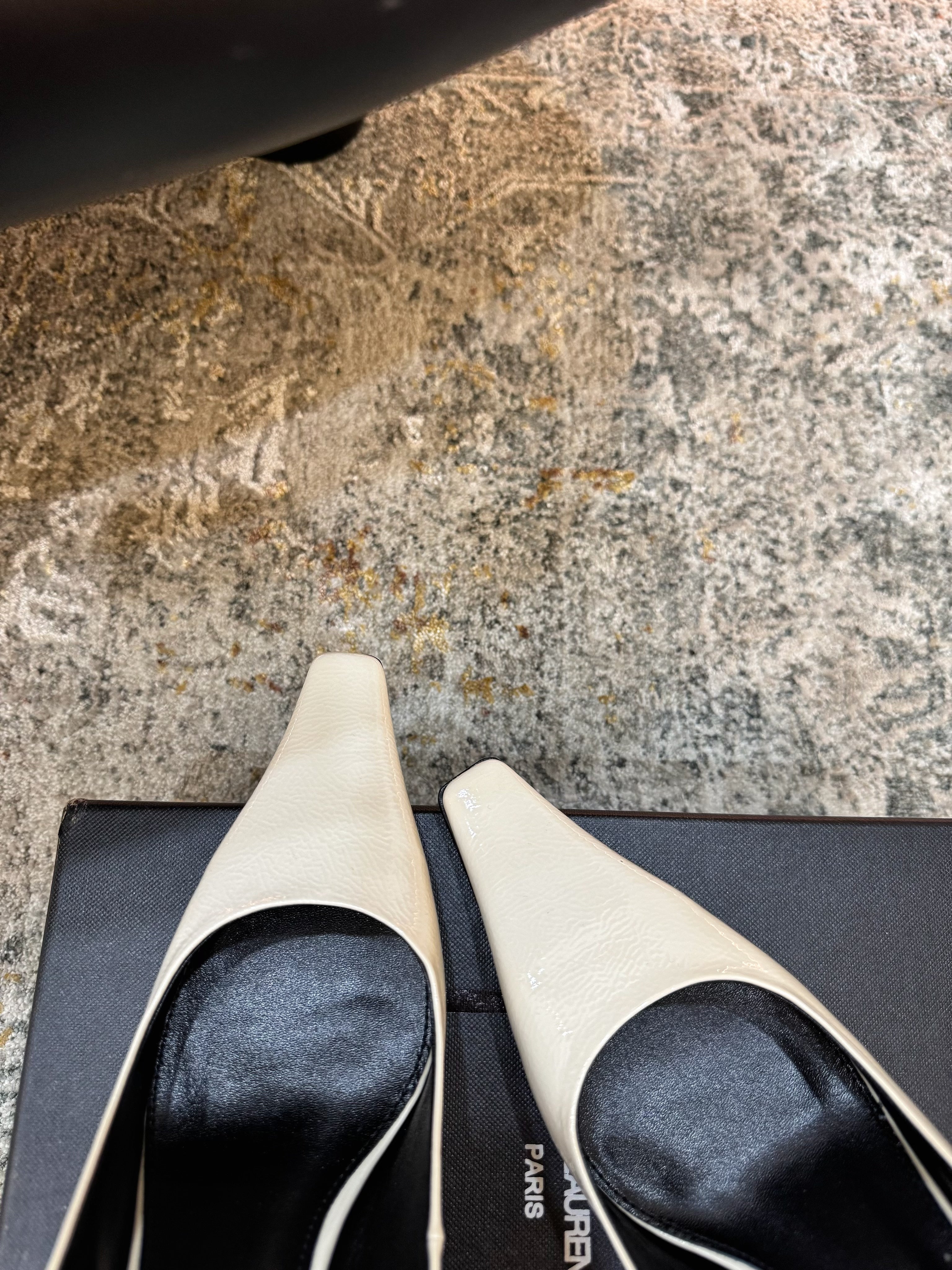 YSL Anne-Marie Slingback 8cm Cream Glossy Sheepskin 637225