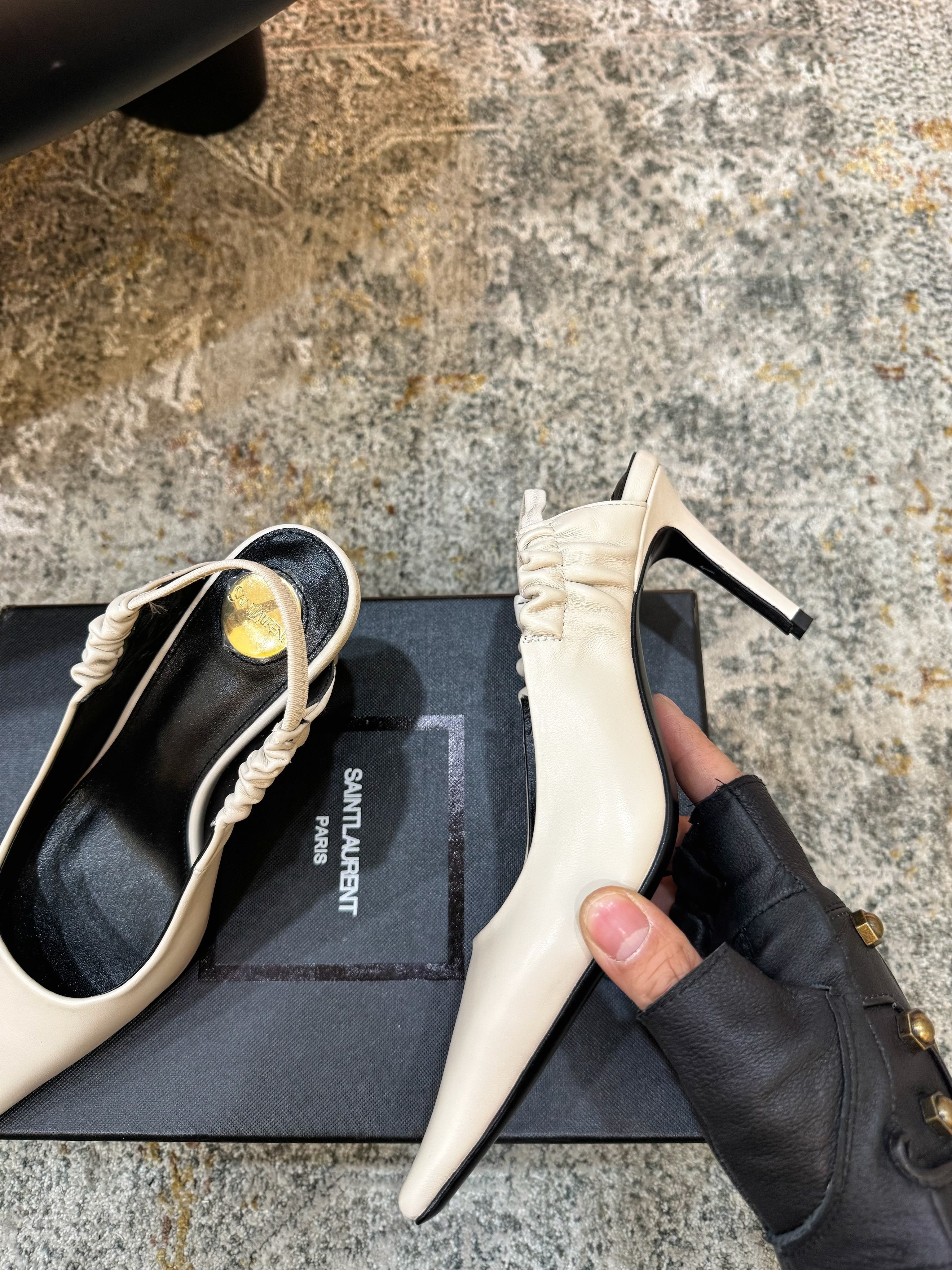 YSL Anne-Marie Slingback 8cm Cream Glossy Sheepskin 637225