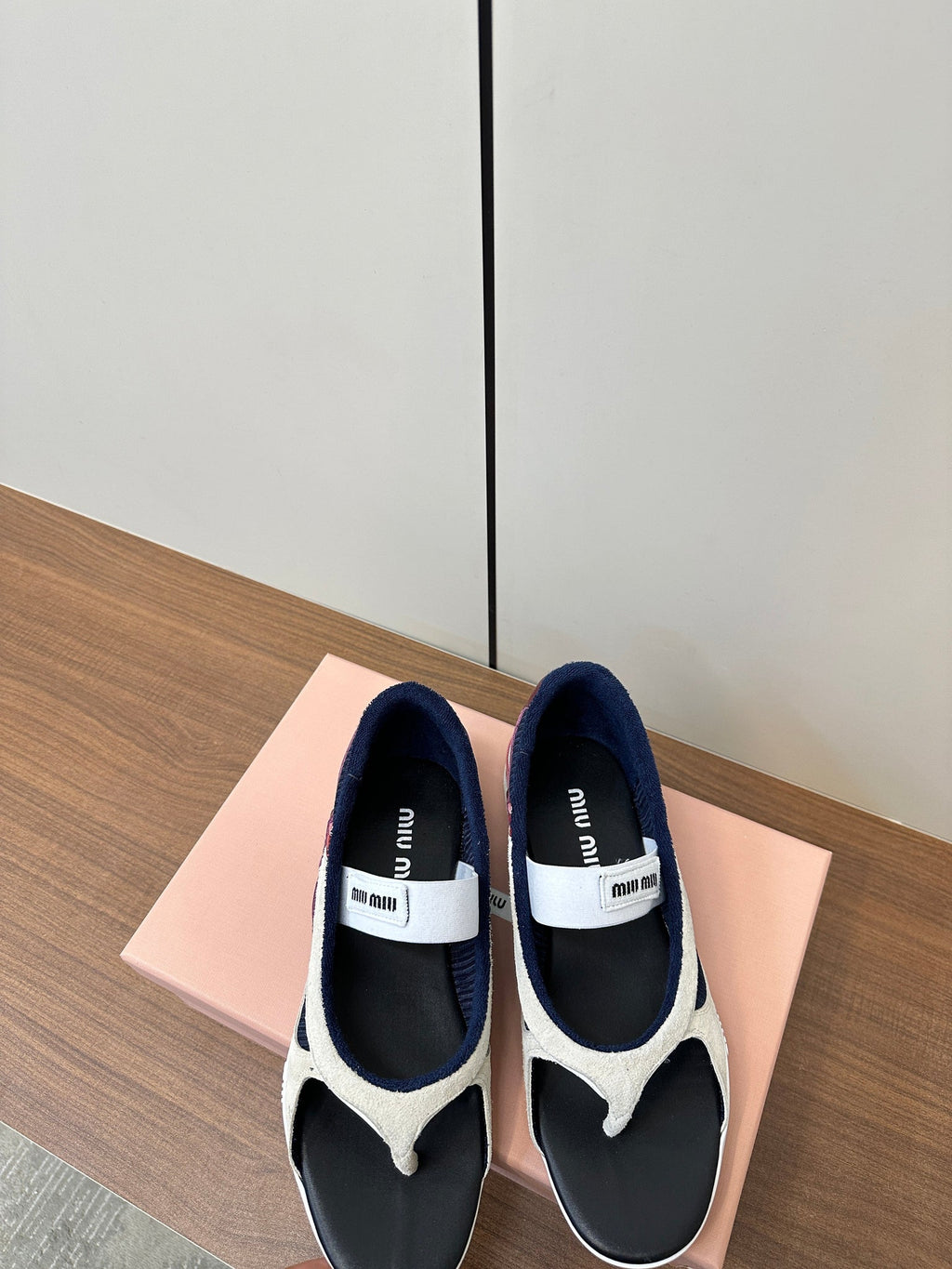 Miu Thong Sandals In White Suede Mix Navy Tech Fabric