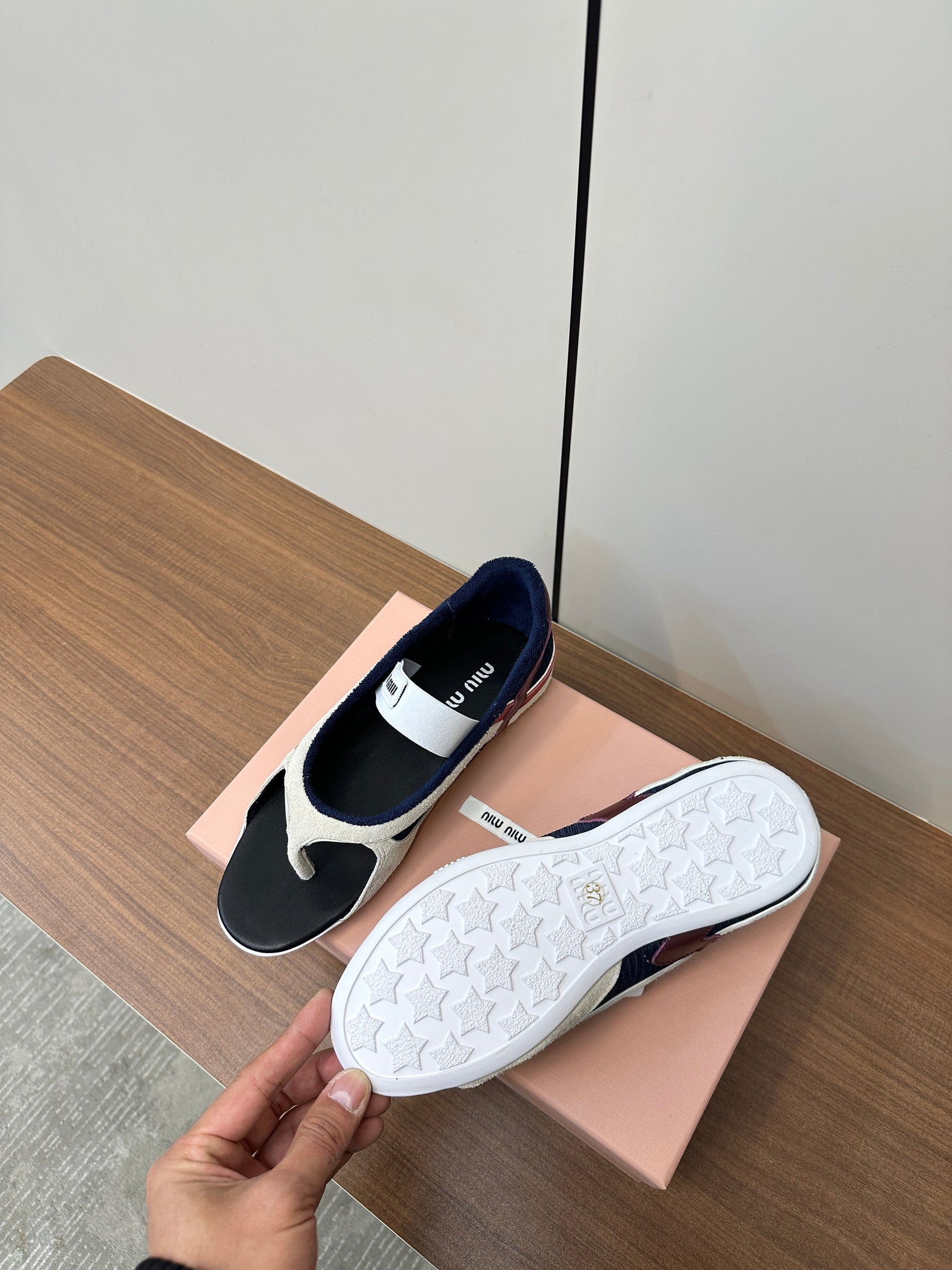 Miu Thong Sandals In White Suede Mix Navy Tech Fabric