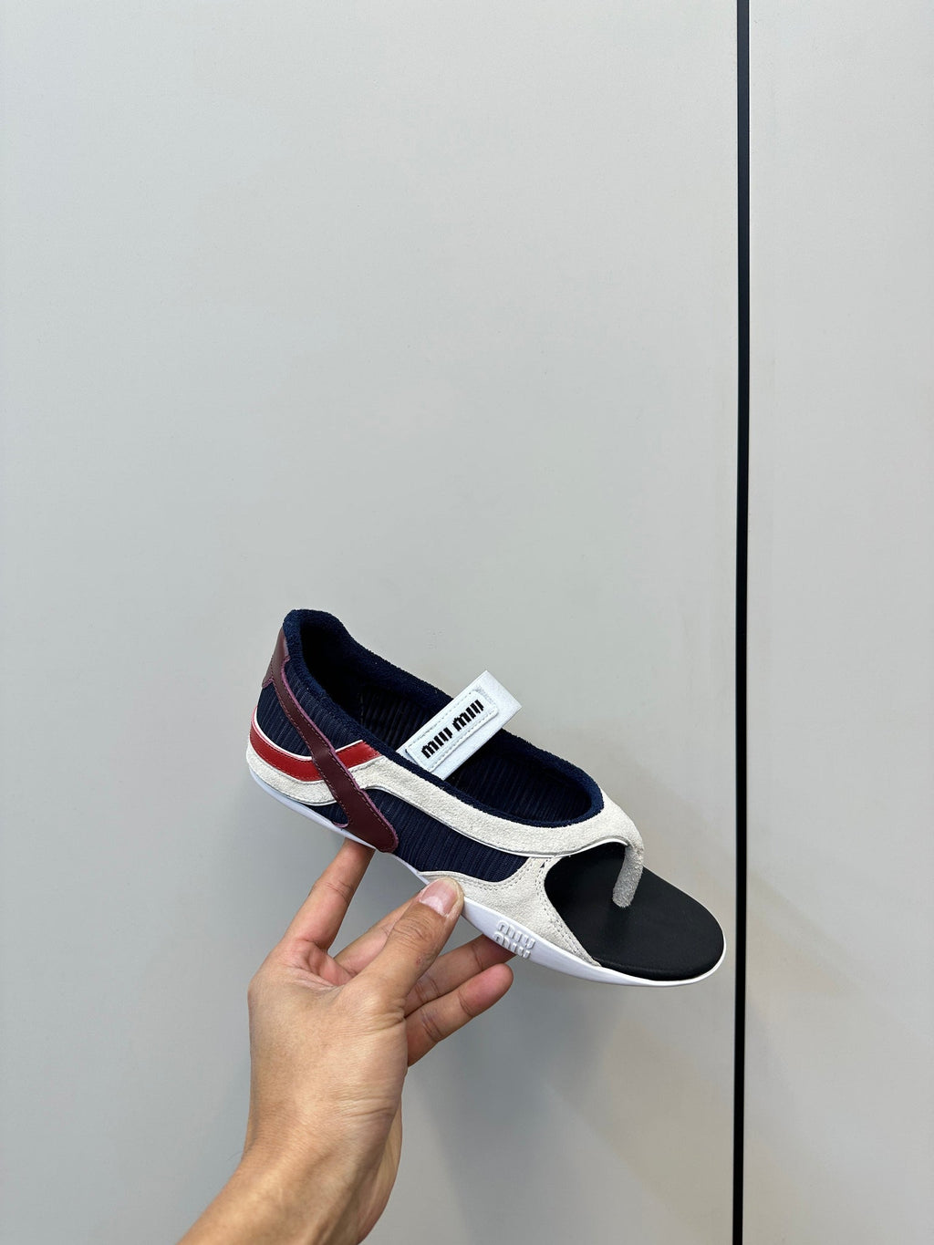 Miu Thong Sandals In White Suede Mix Navy Tech Fabric