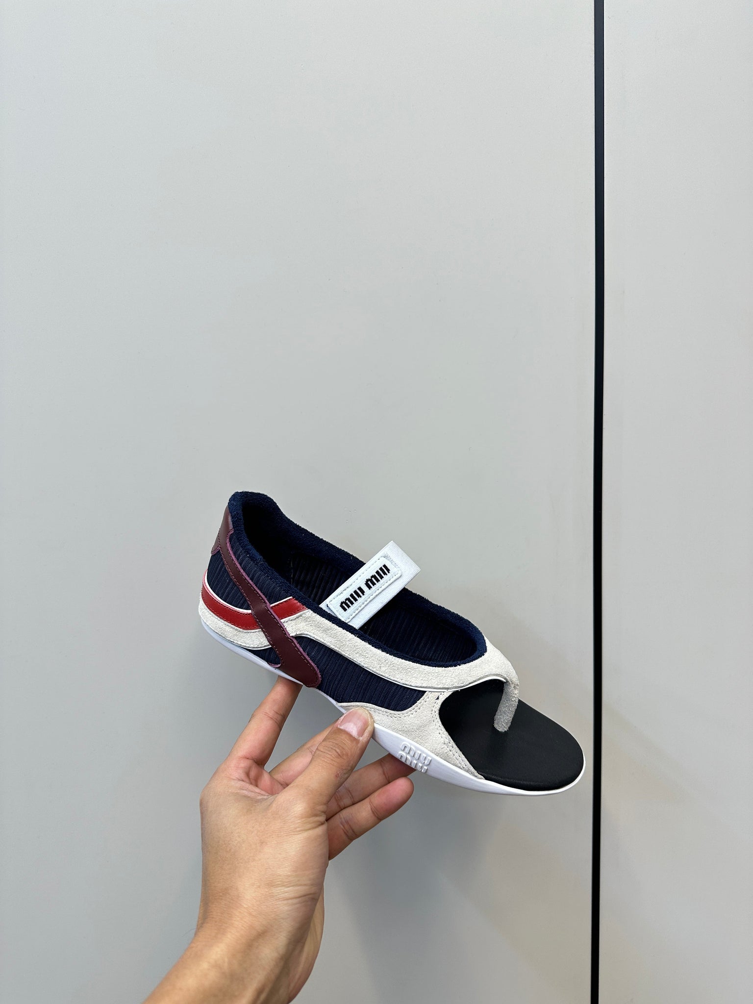 Miu Thong Sandals In White Suede Mix Navy Tech Fabric