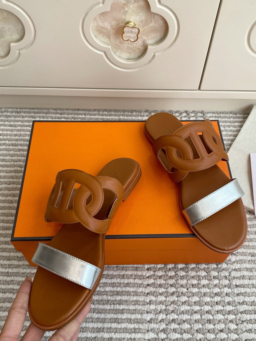 HM Lagune Sandal Tan Sliver Leather 776554