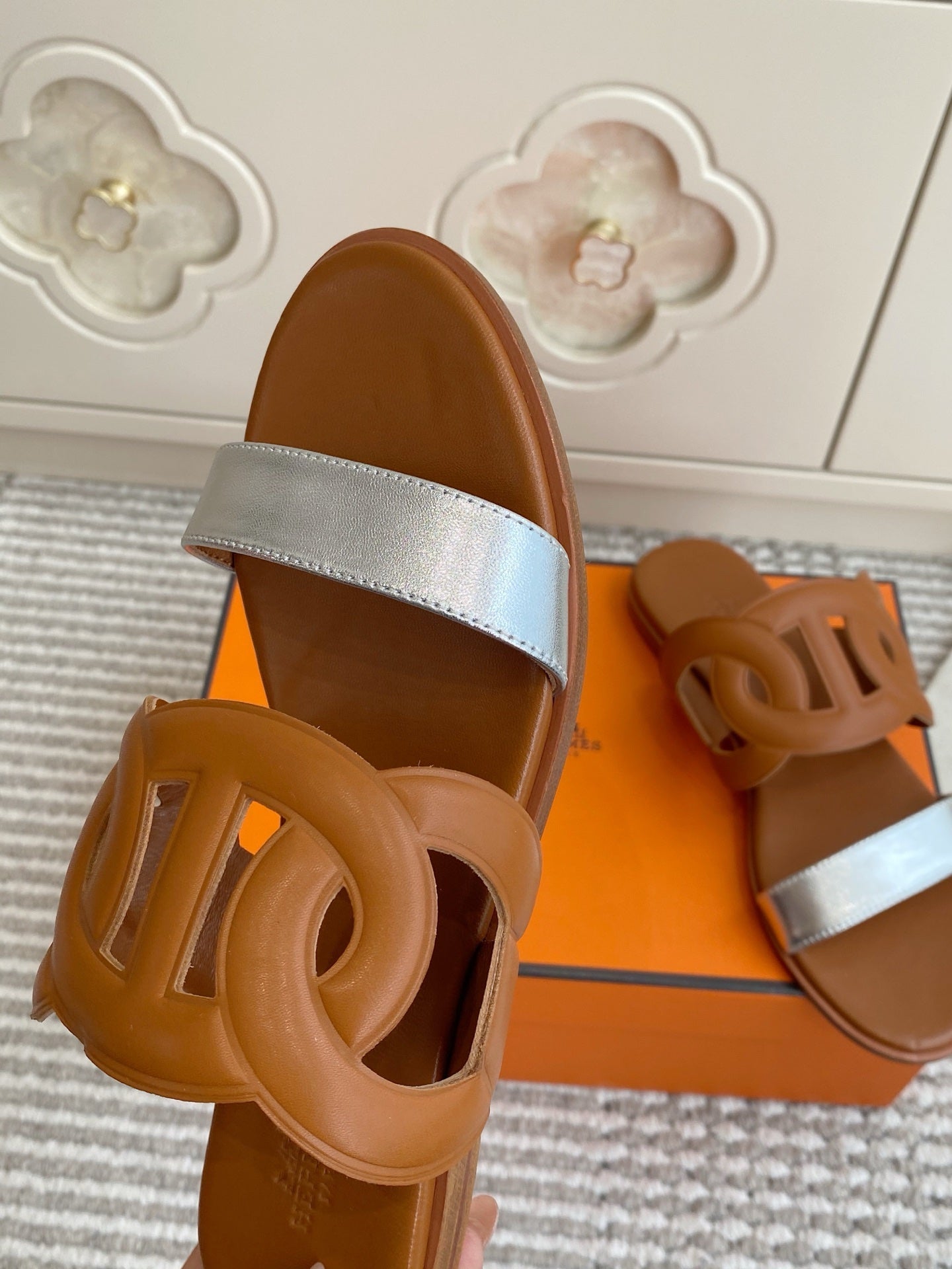 HM Lagune Sandal Tan Sliver Leather 776554