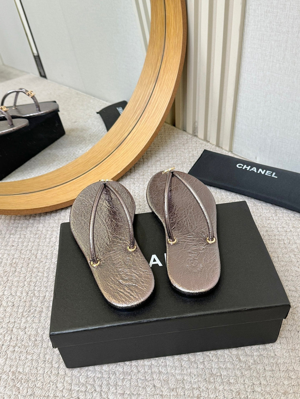 CC 2026 Thong Sandal Gun Metalic Calfskin 826471