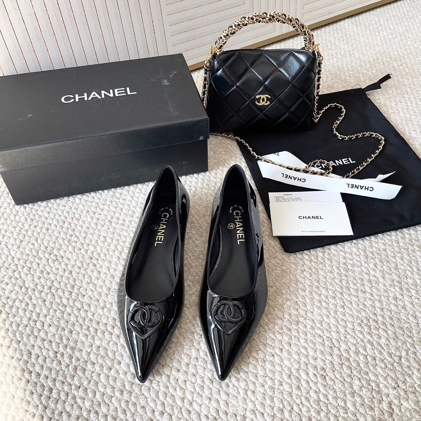 CC 26s Pointed-Toe Flats Pump Black Patent Leather 787145