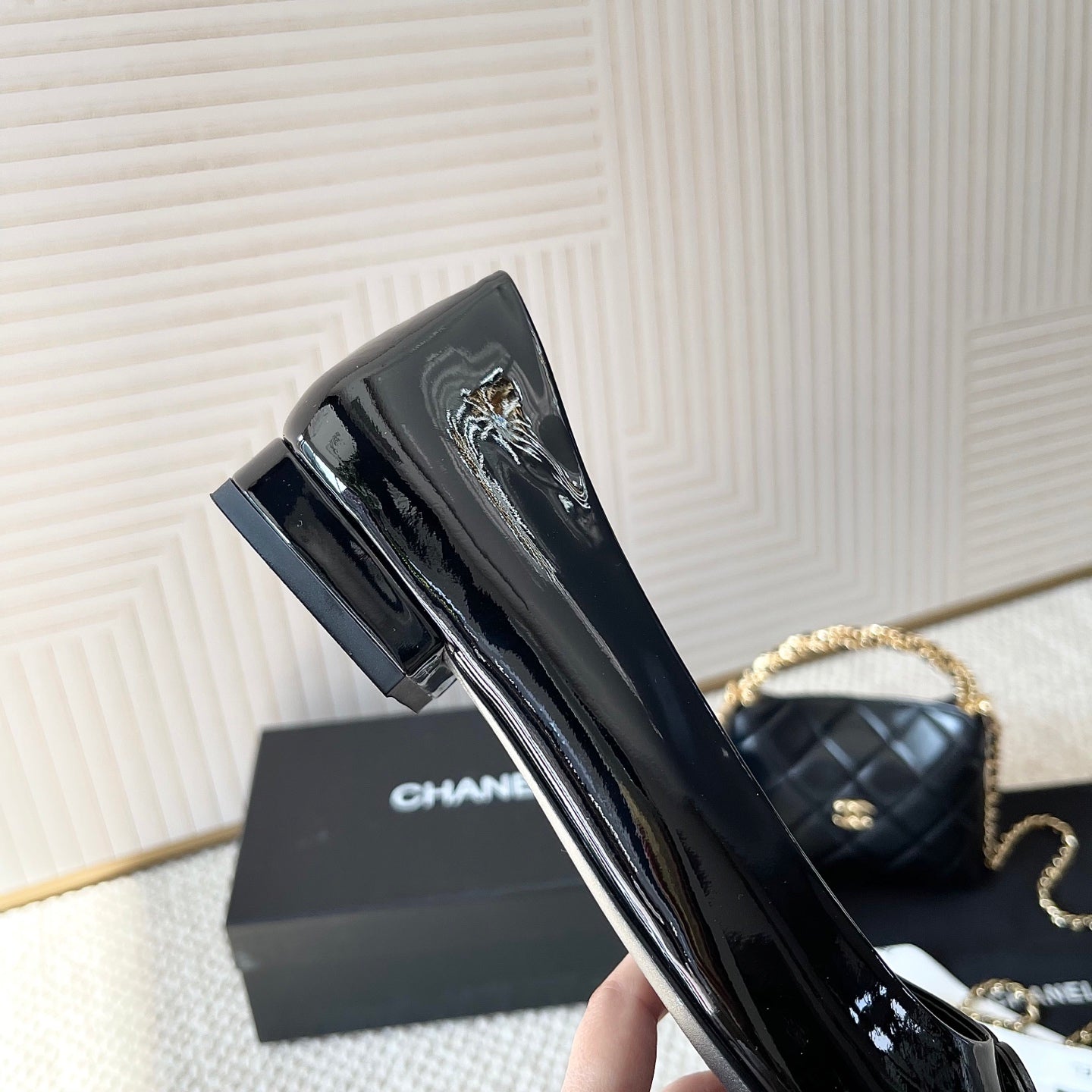 CC 26s Pointed-Toe Flats Pump Black Patent Leather 787145