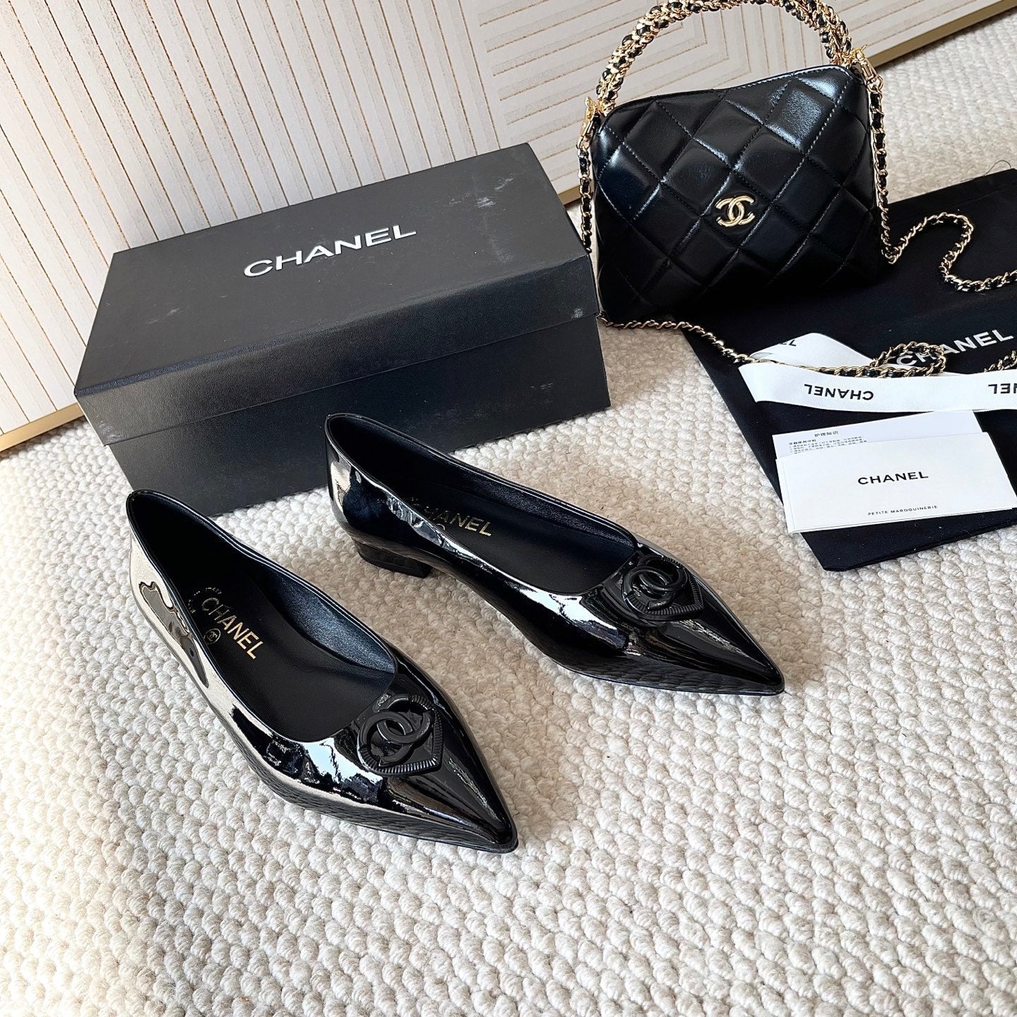CC 26s Pointed-Toe Flats Pump Black Patent Leather 787145
