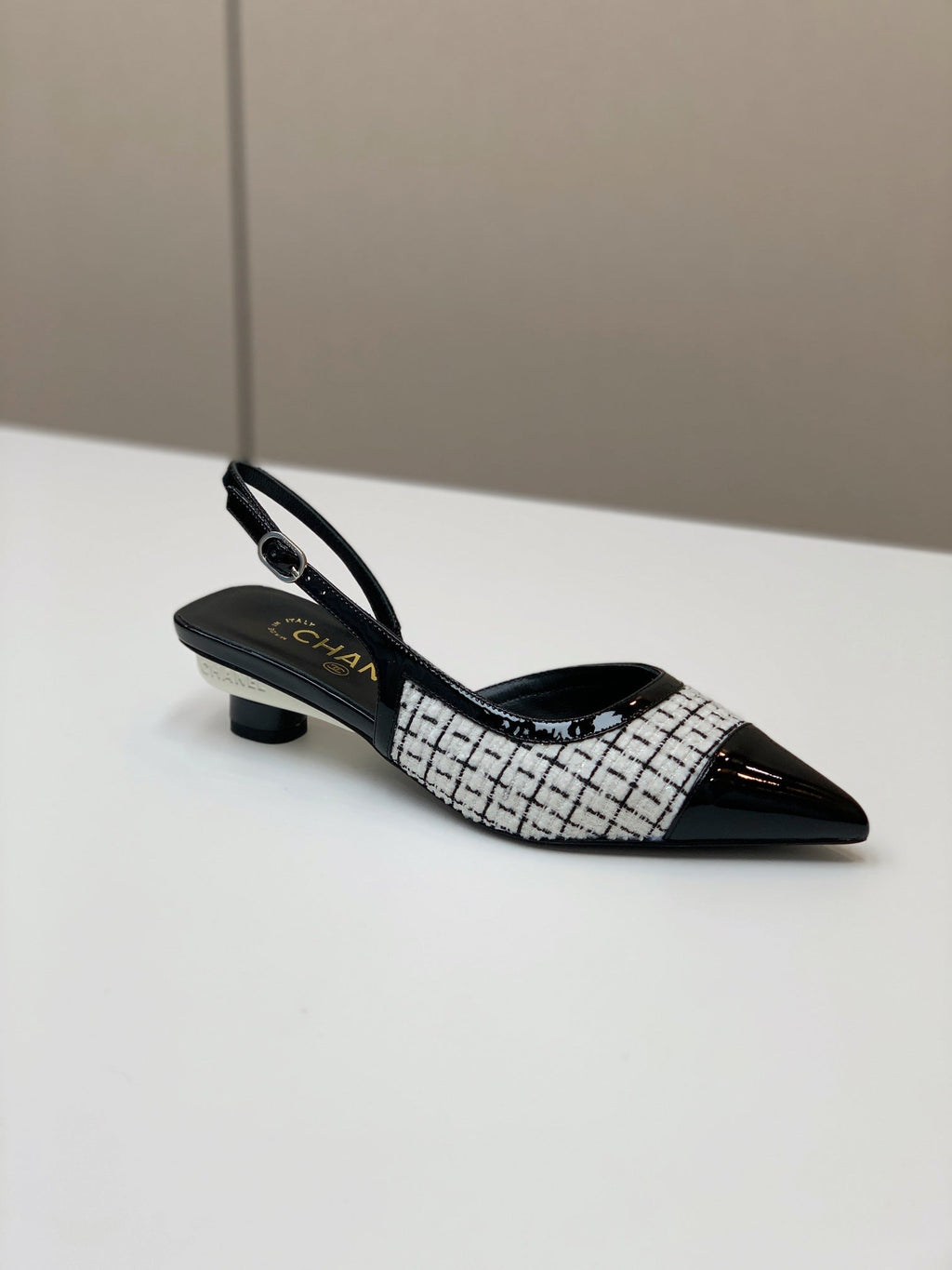 CC 26s Slingback 3.5cm Black White Wool Patent Calfskin 792590
