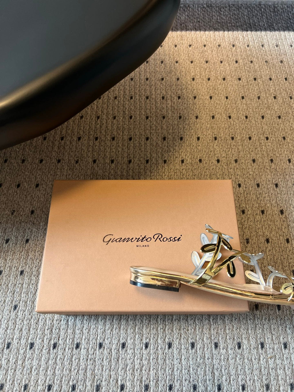 Gianvito Rossi Flavia Flat Sandals Metallic Gold Sheepskin 803765