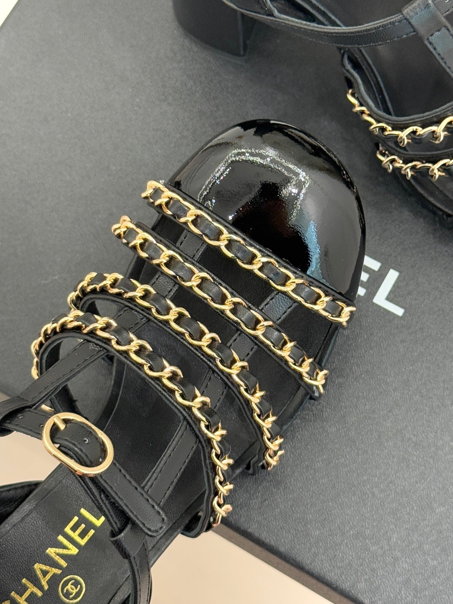 Cruise 25/26 Slingbacks 90mm Black Lambskin & Patent Calfskin