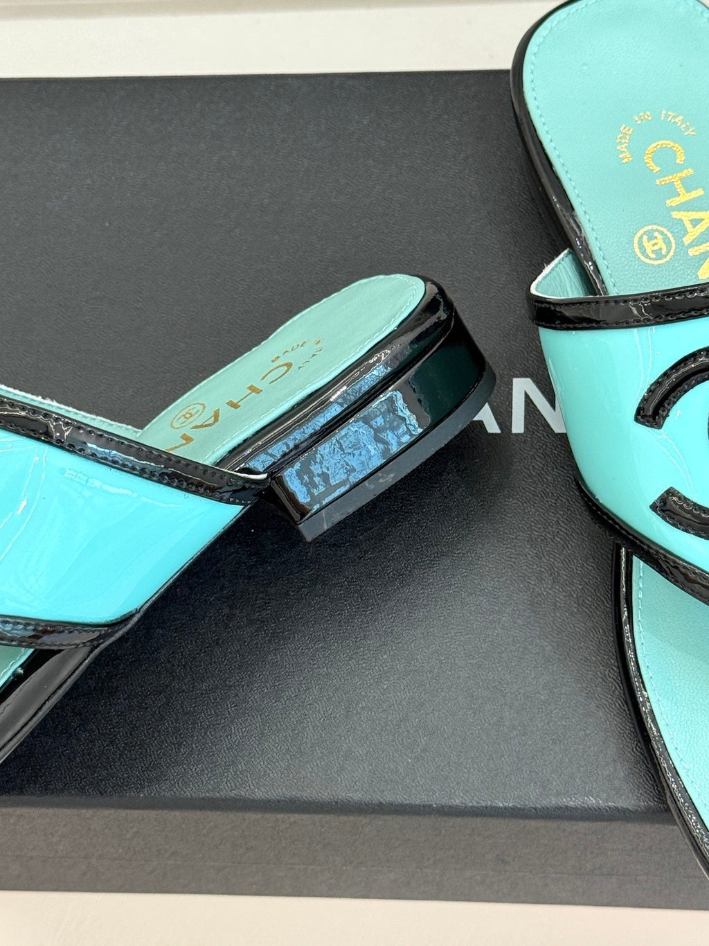 CC 26s Thong Sandal Black Light Blue Lambskin Patent Leather 917801