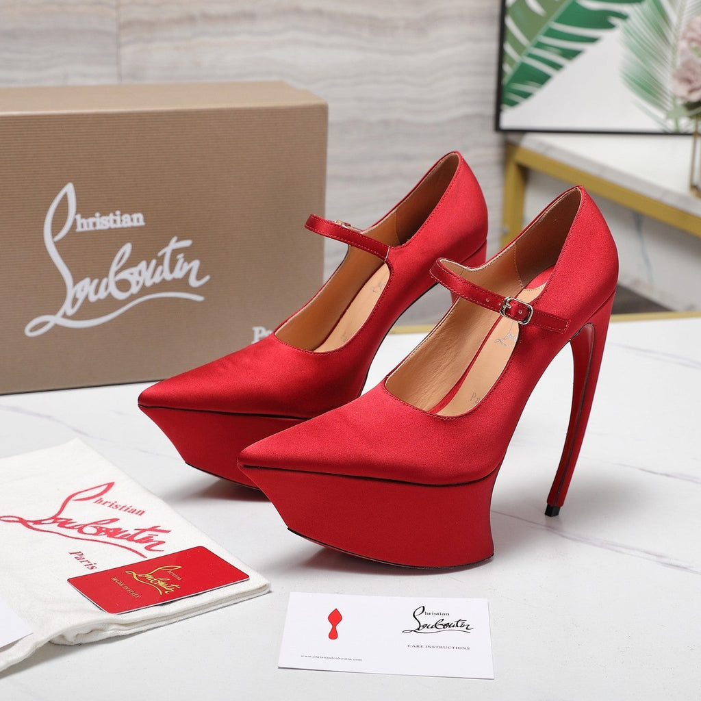 CL Matières Fécales Platform Pumps 15cm Red Satin 637890
