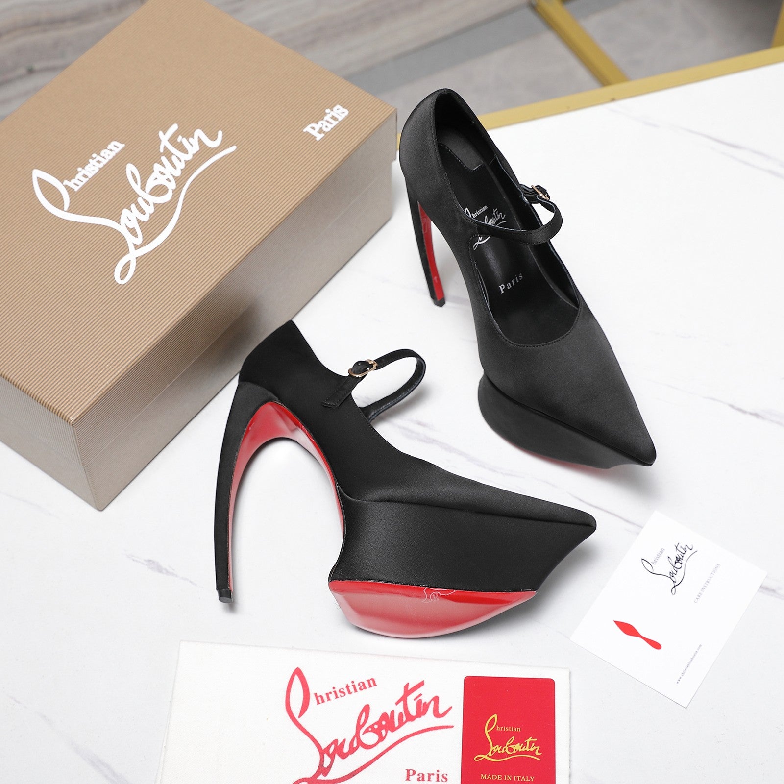 CL Matières Fécales Platform Pumps 15cm Black Satin 637891